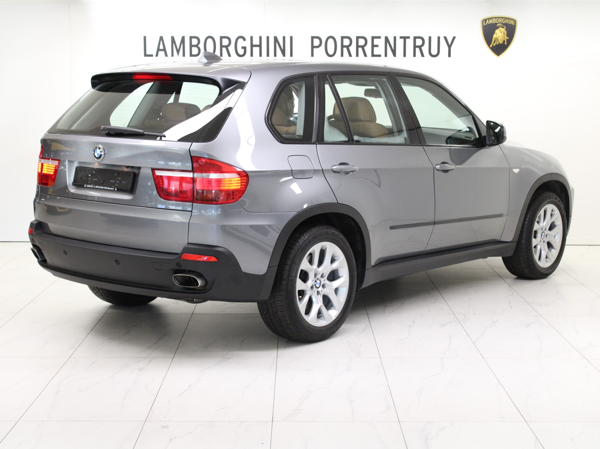 BMW X5 xDrive 48i (4.8i) Steptronic-image-2