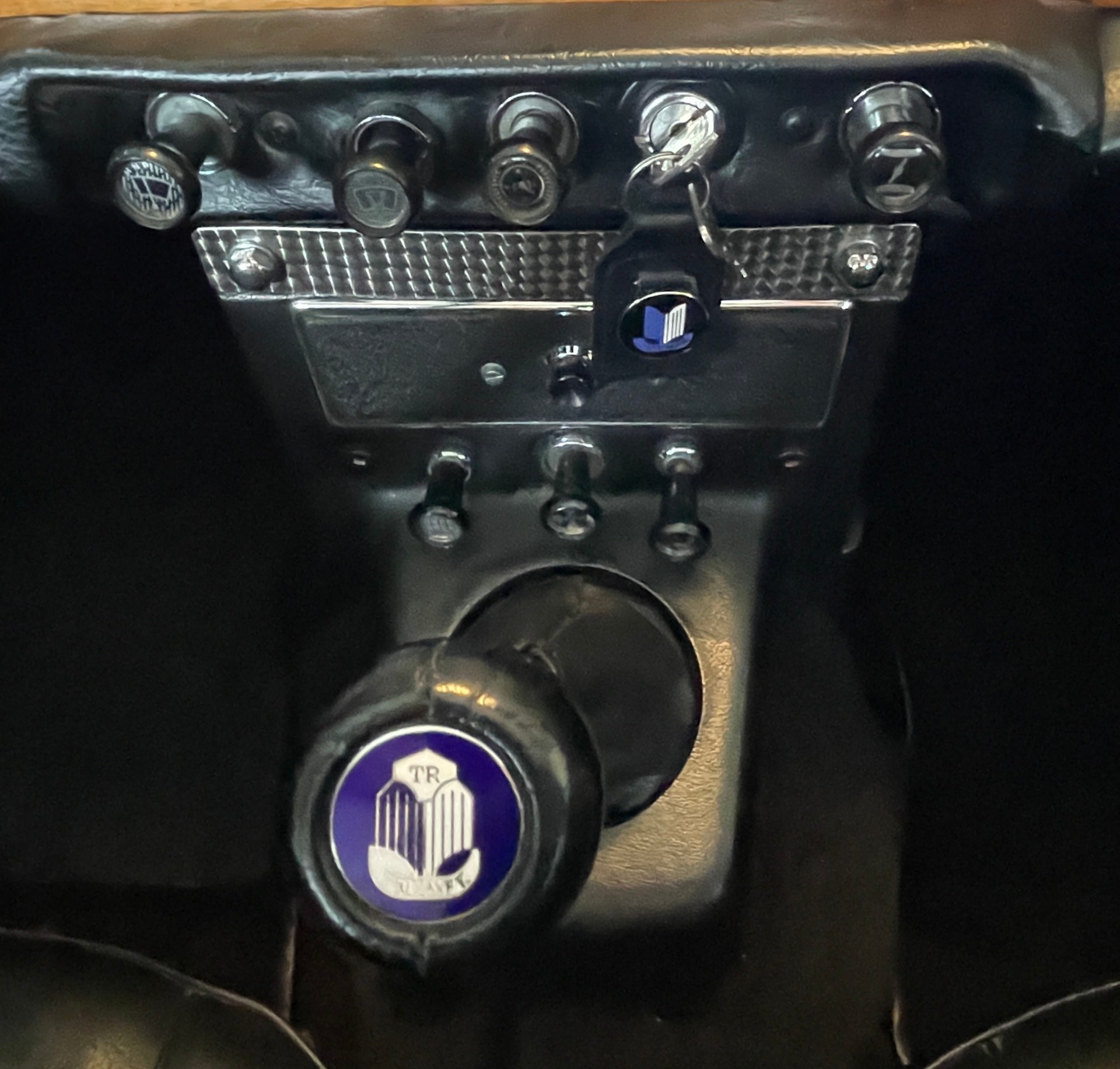 TRIUMPH TR4A IRS-image-10