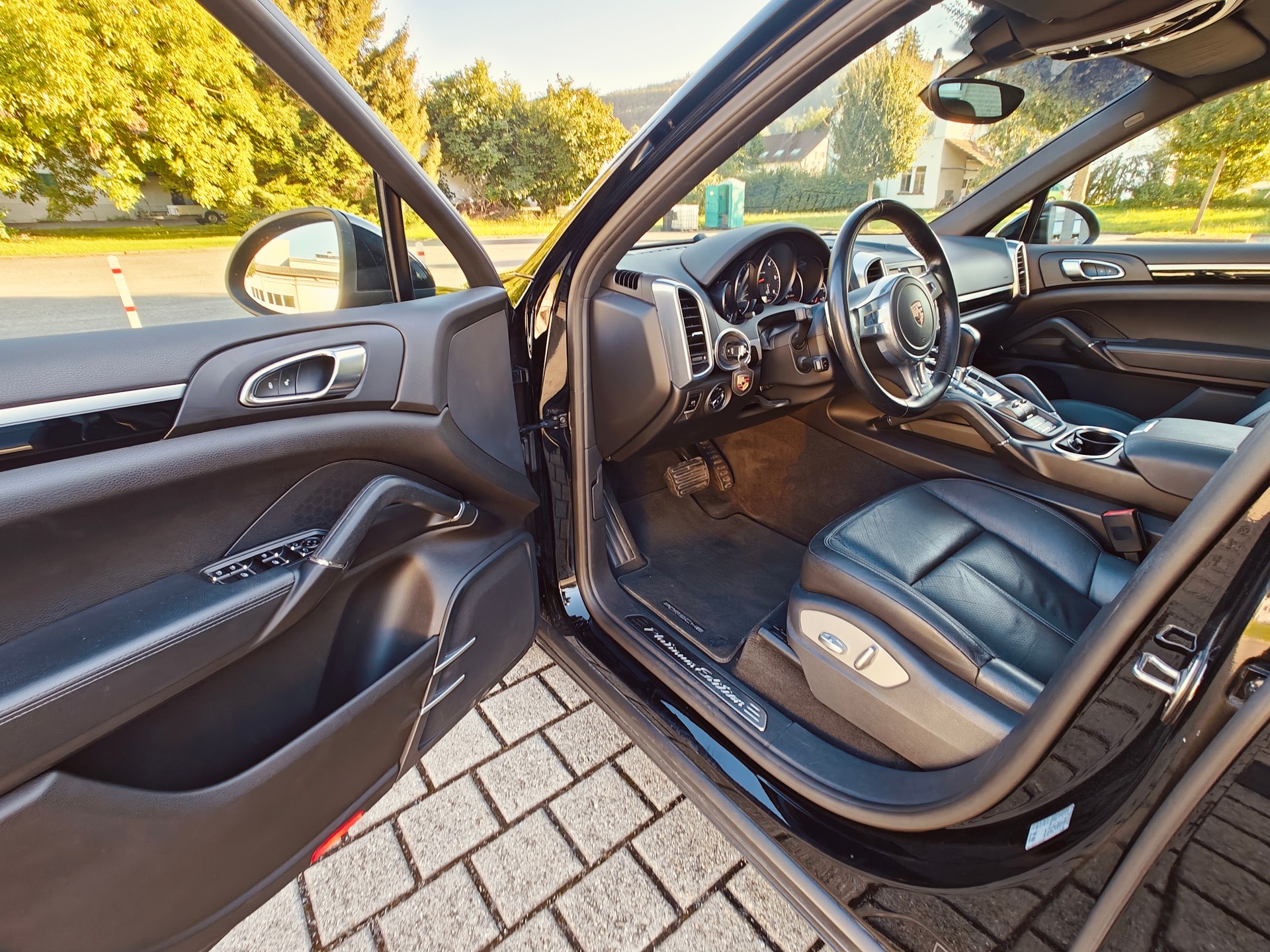 PORSCHE Cayenne Diesel Platinum Edition - AHK 3.5t-image-8