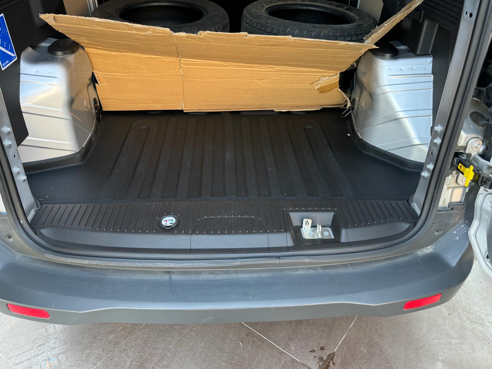 FORD Transit Courier Van 1.0 EcoBoost Trend-image-13