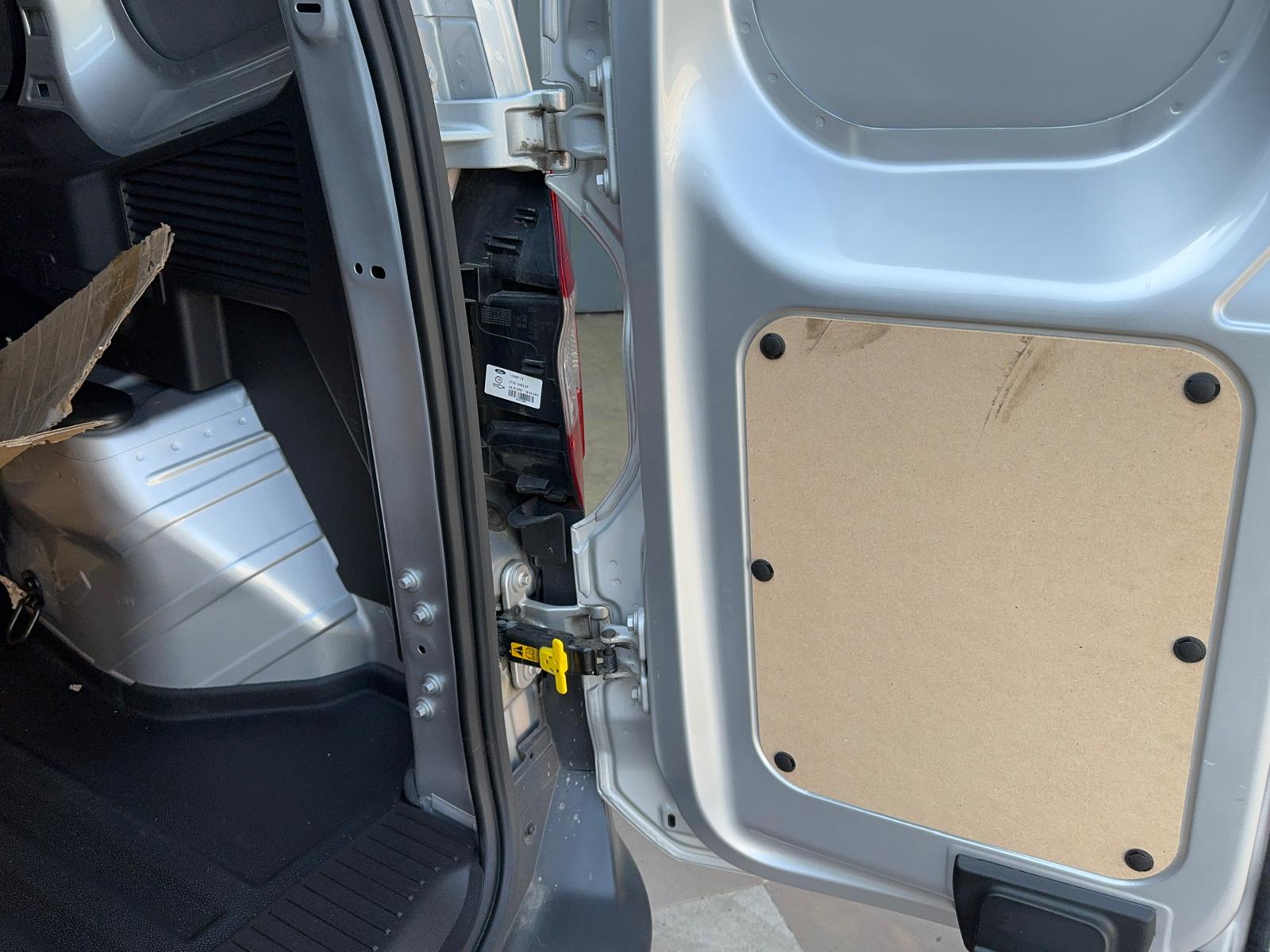FORD Transit Courier Van 1.0 EcoBoost Trend-image-14