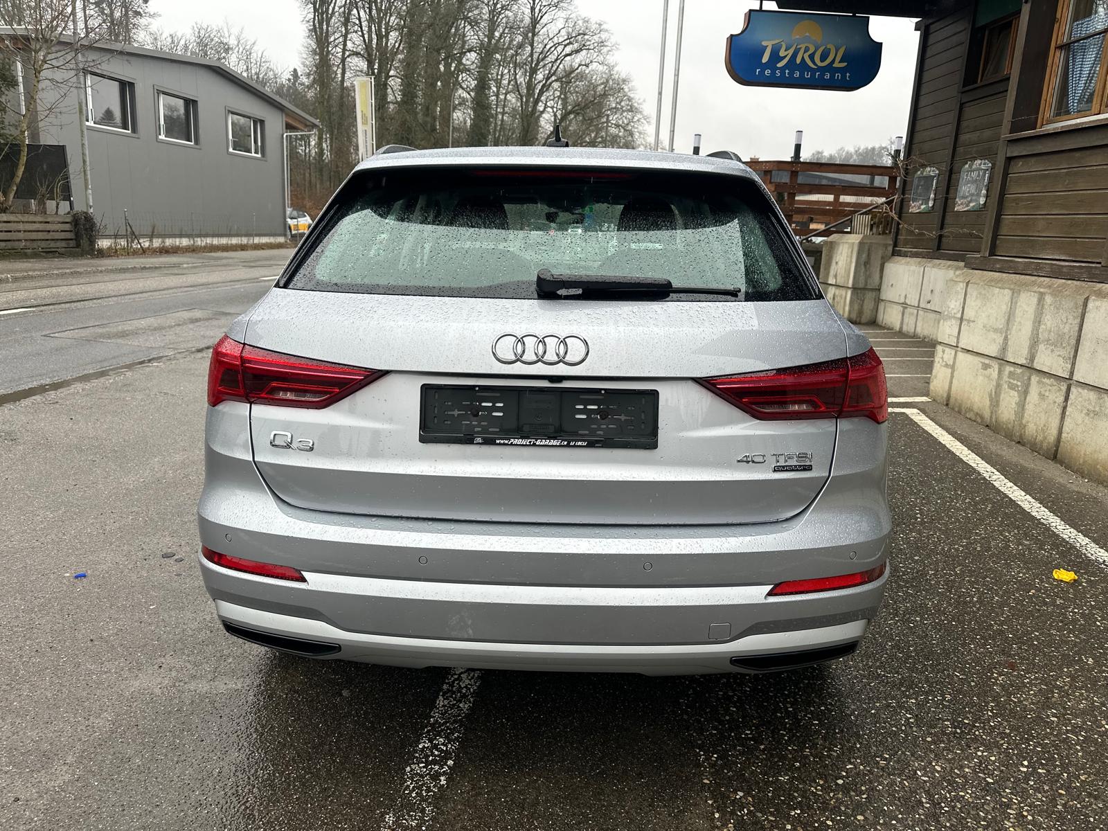 AUDI Q3 40 TFSI advanced quattro S-tronic-image-5