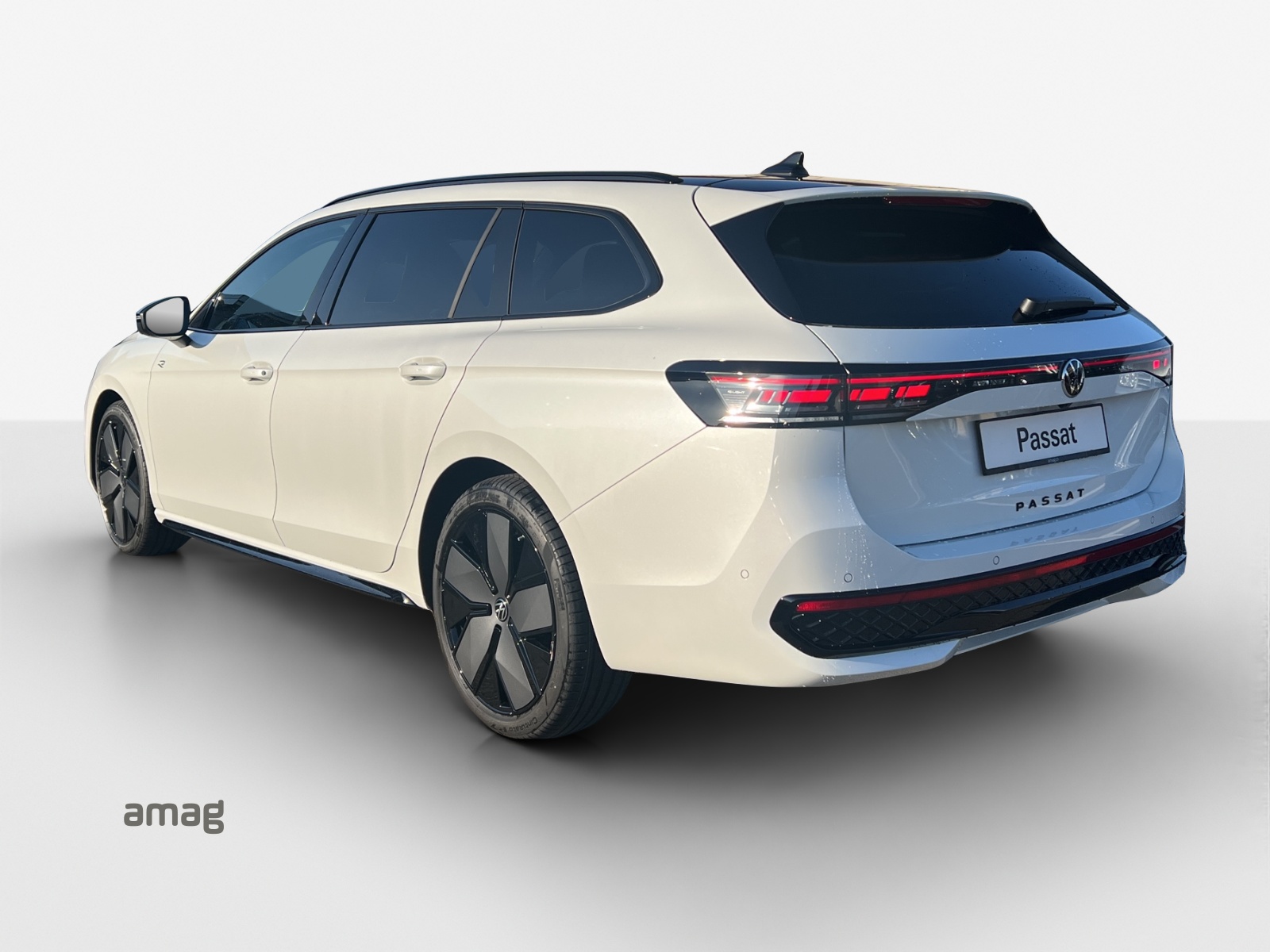 VW Passat Variant 2.0 TDI evo R-Line 4 Motion DSG-image-2