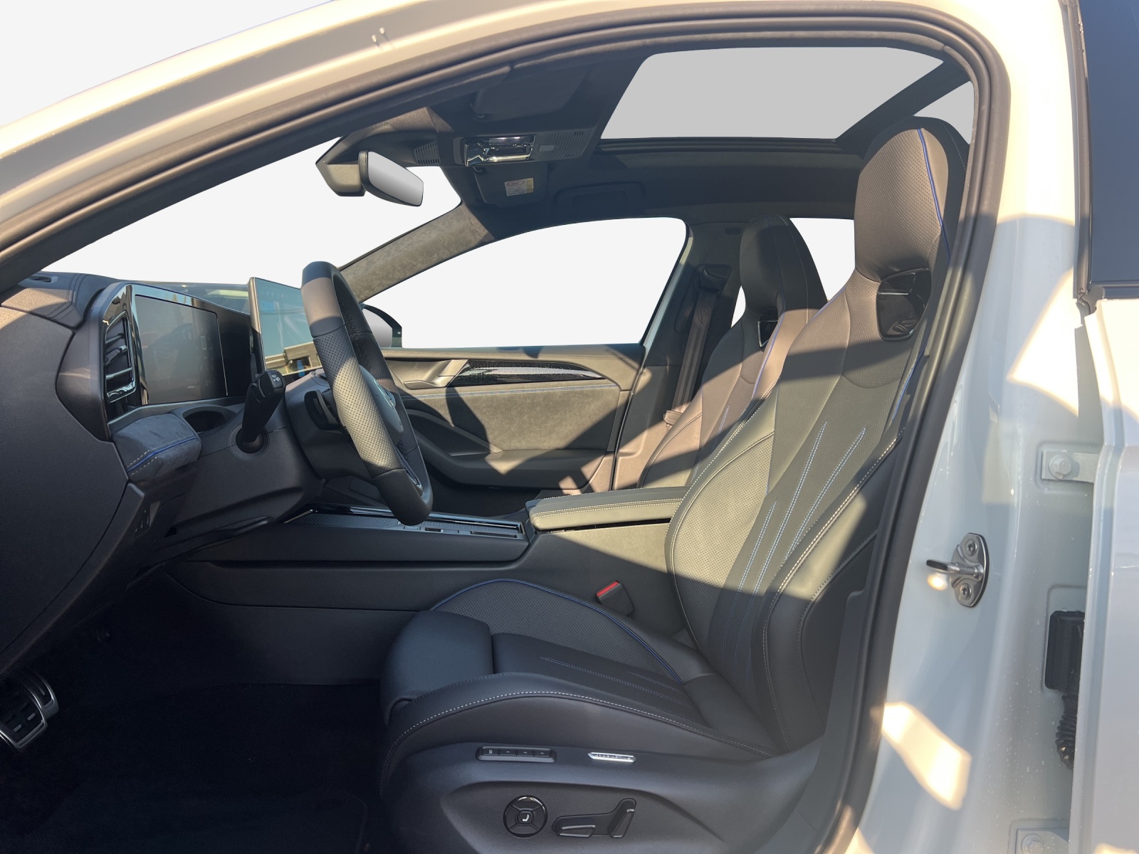 VW Passat Variant 2.0 TDI evo R-Line 4 Motion DSG-image-7