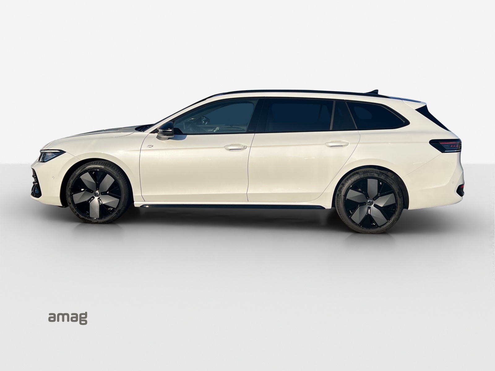 VW Passat Variant 2.0 TDI evo R-Line 4 Motion DSG-image-1