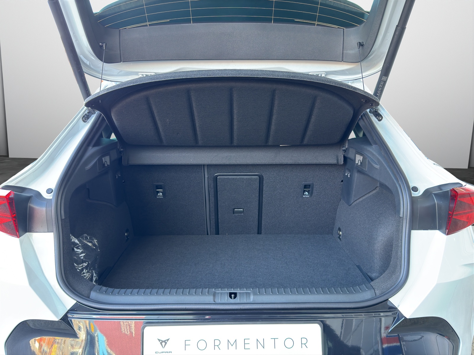 CUPRA Formentor 1.5 eHybrid VZ DSG-image-14