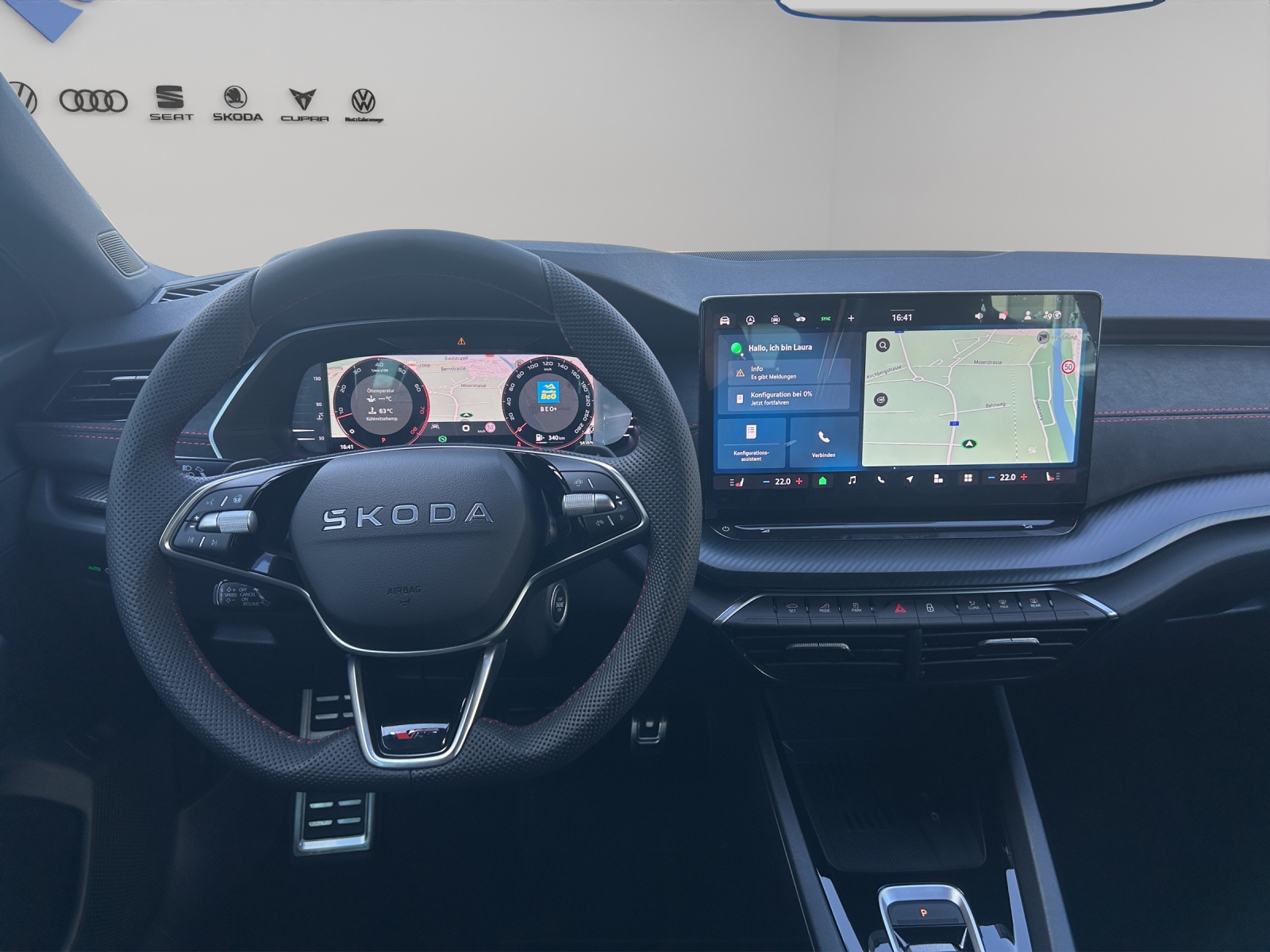 SKODA Octavia Combi 2.0 TSI DSG RS-image-6