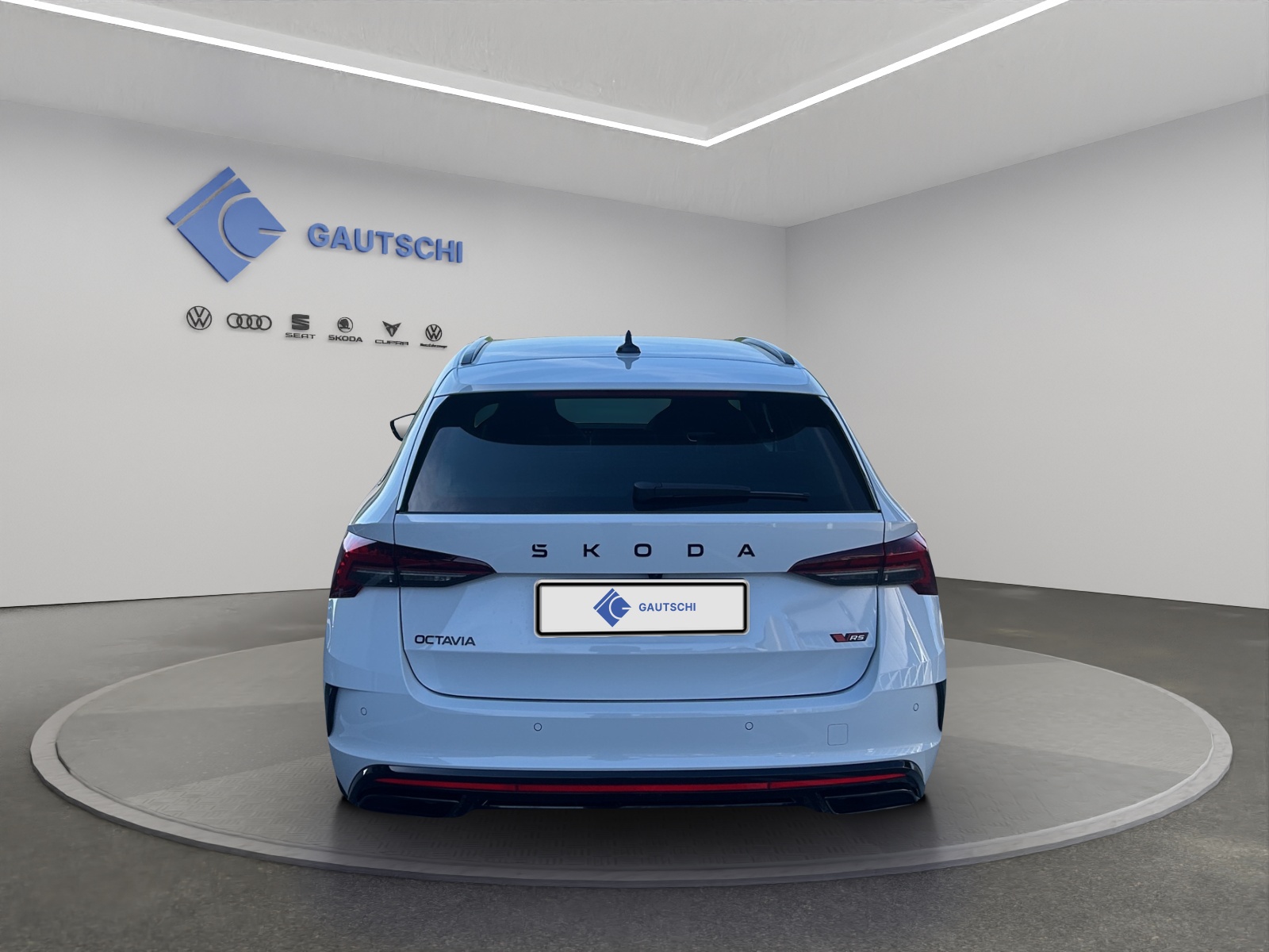 SKODA Octavia Combi 2.0 TSI DSG RS-image-3
