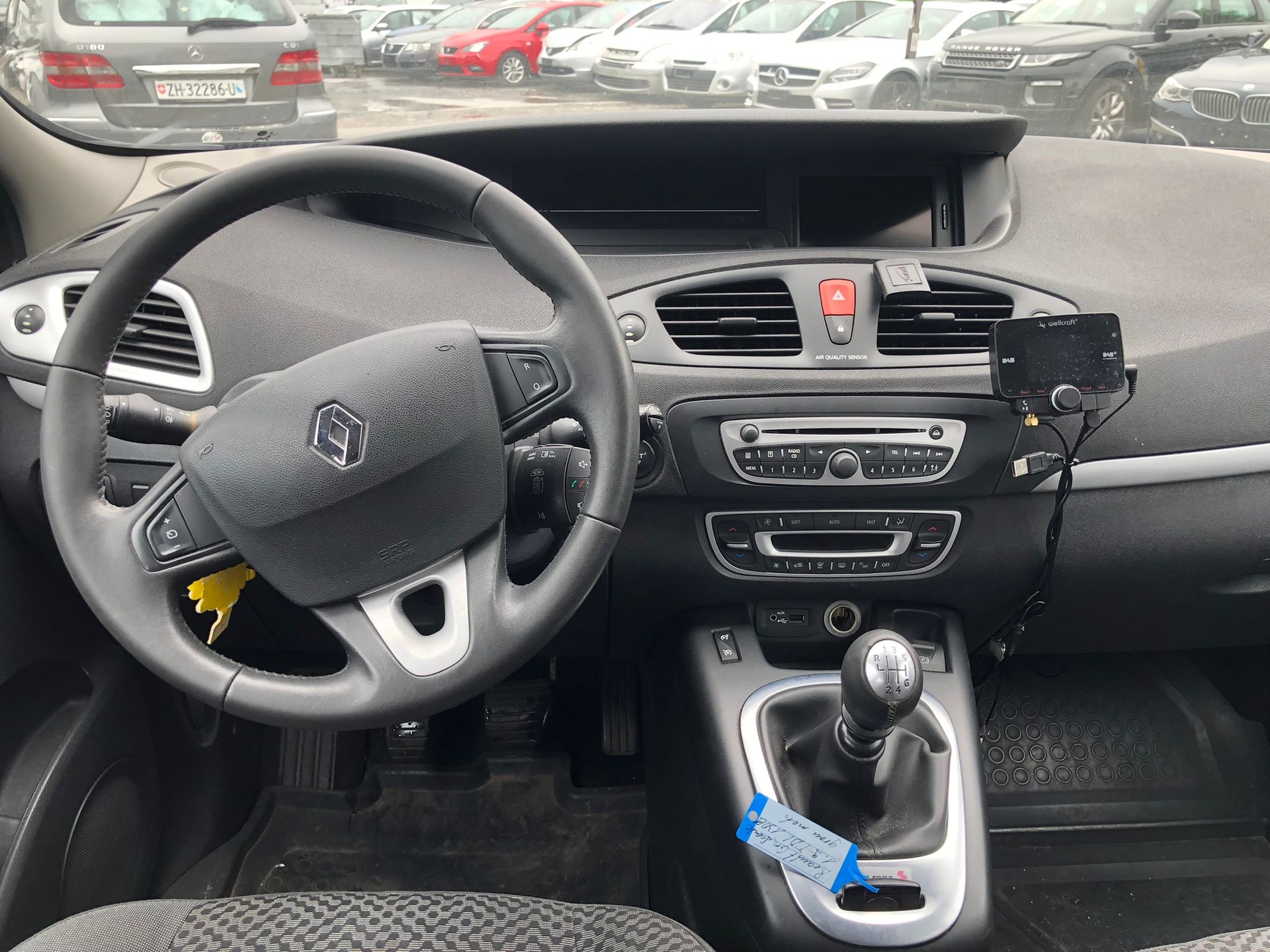 RENAULT Grand Scénic 1.9 dCi Dynamique-image-9
