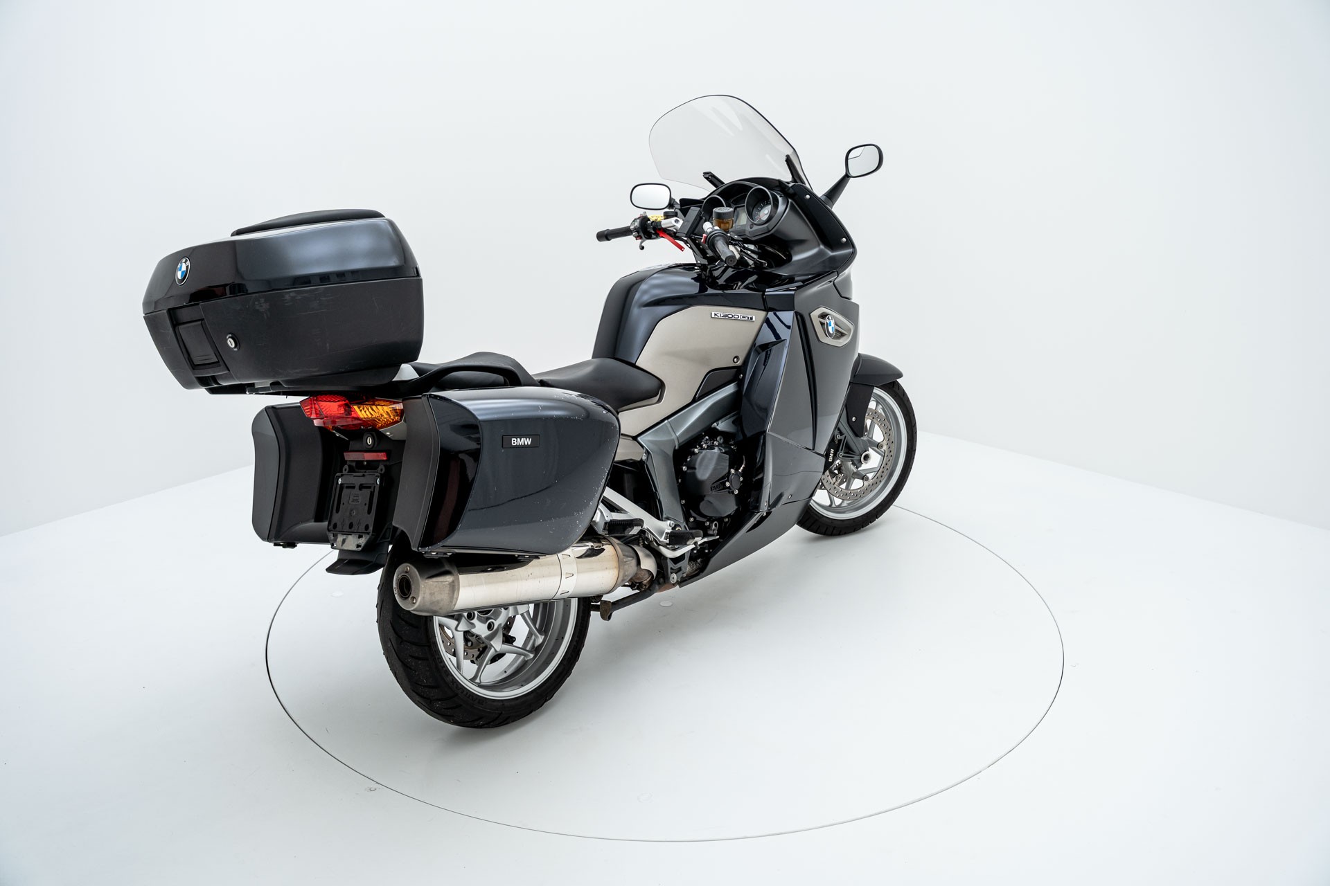 BMW K 1300 GT-showroom-element-3