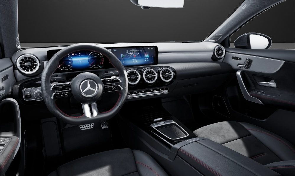 MERCEDES-BENZ A 250 4Matic 8G-DCT-image-5