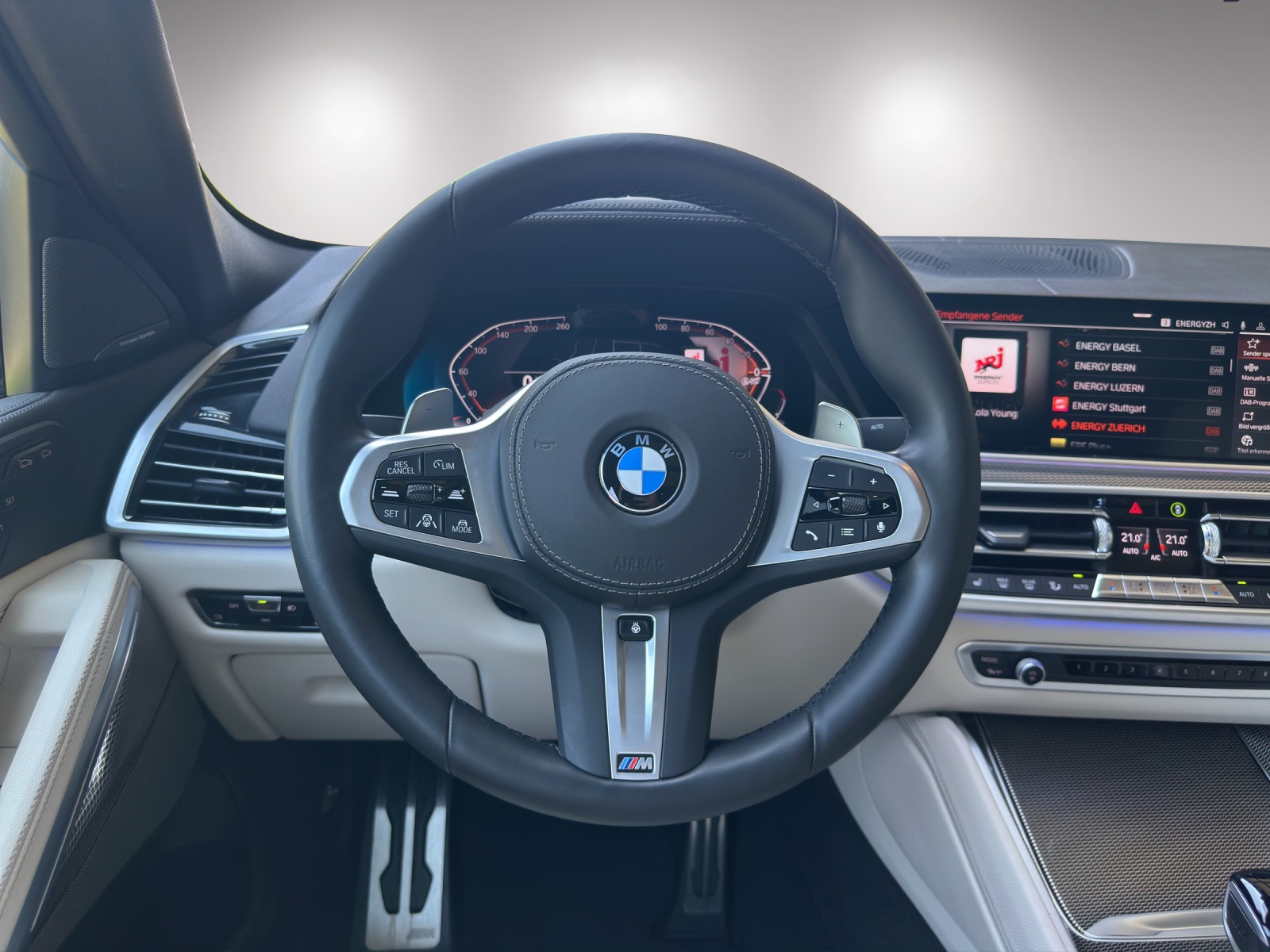 BMW X6 xDrive 48V 40d Steptronic M Sport-image-11