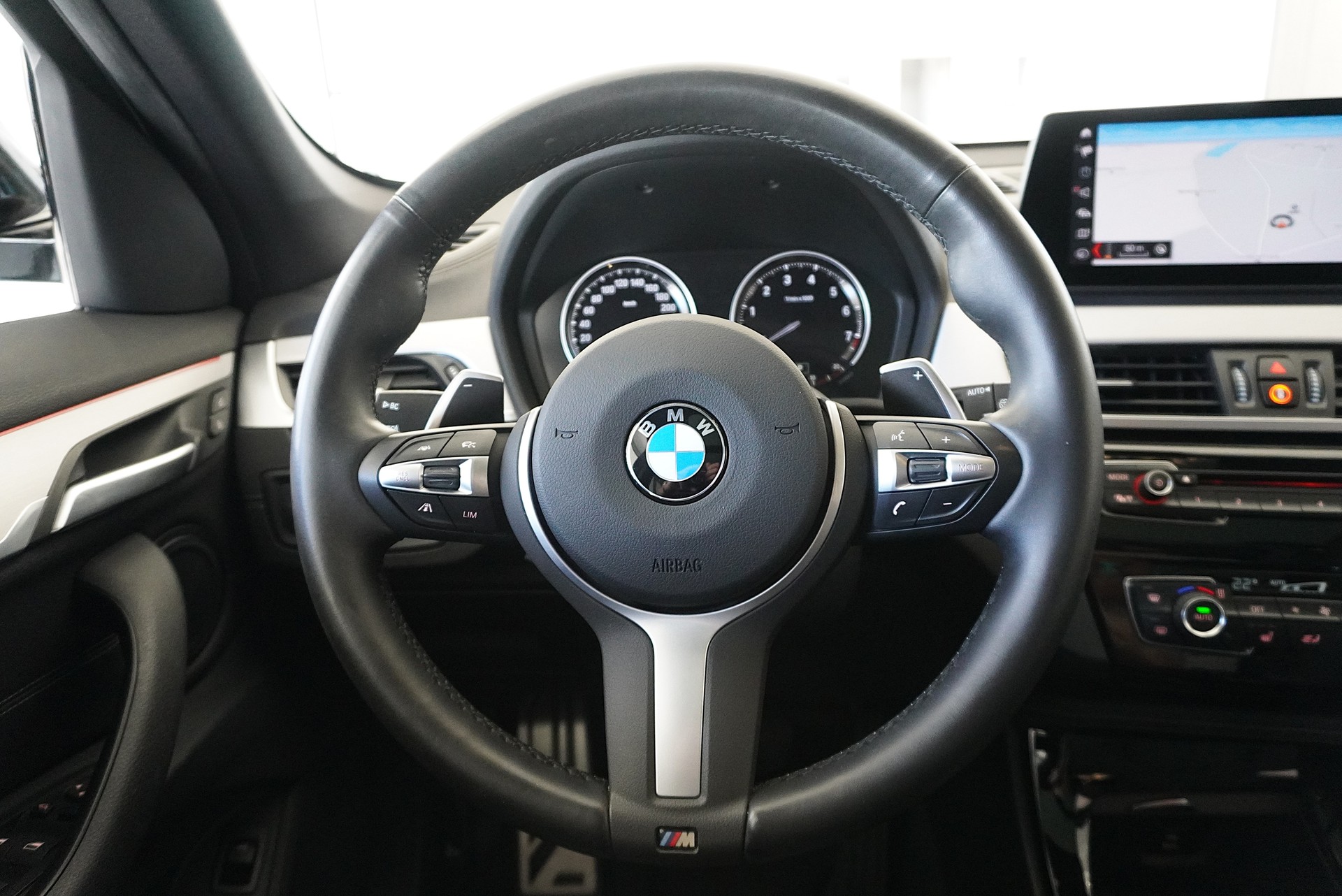 BMW X1 xDrive 25i M Sport Steptronic-image-11