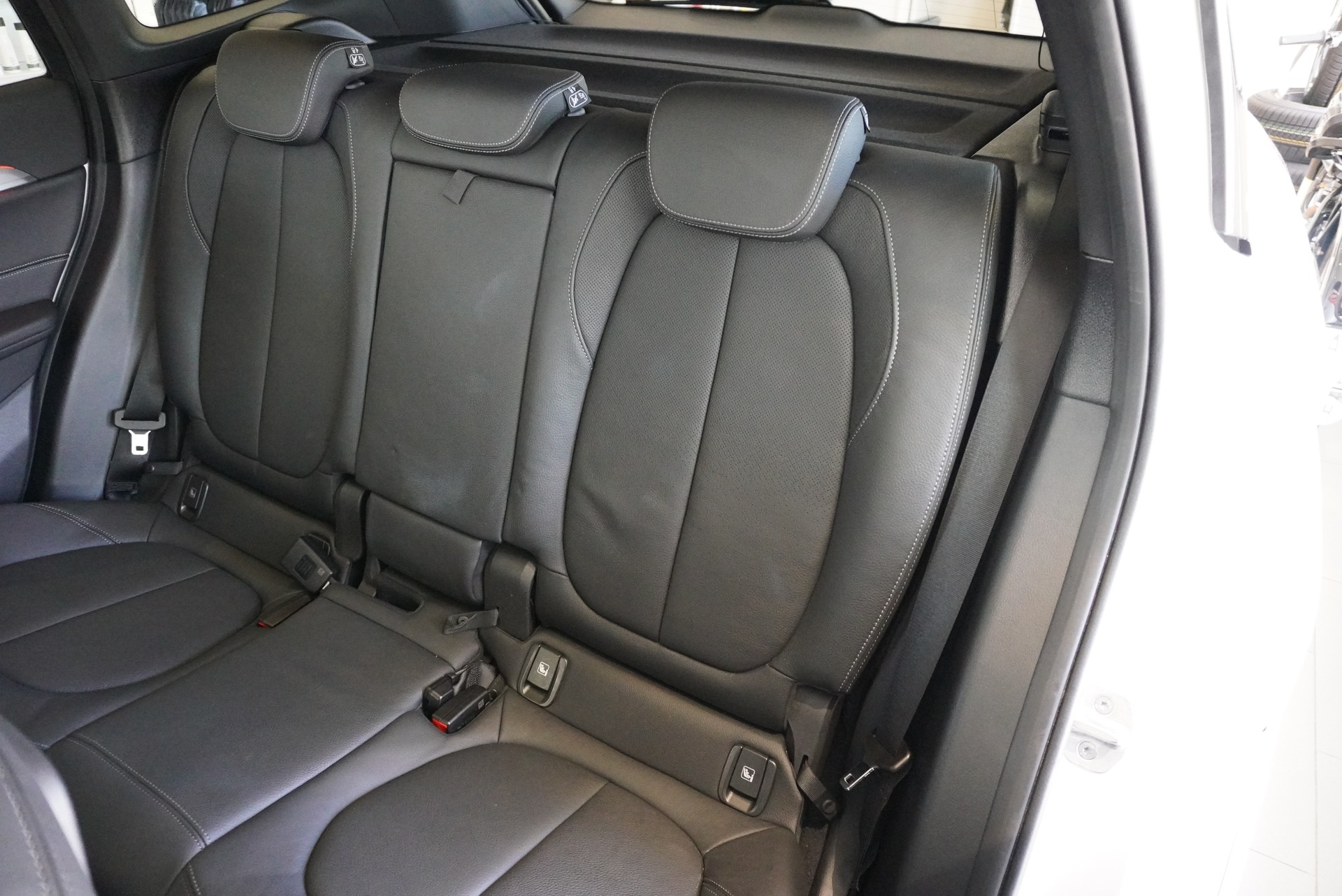BMW X1 xDrive 25i M Sport Steptronic-image-18