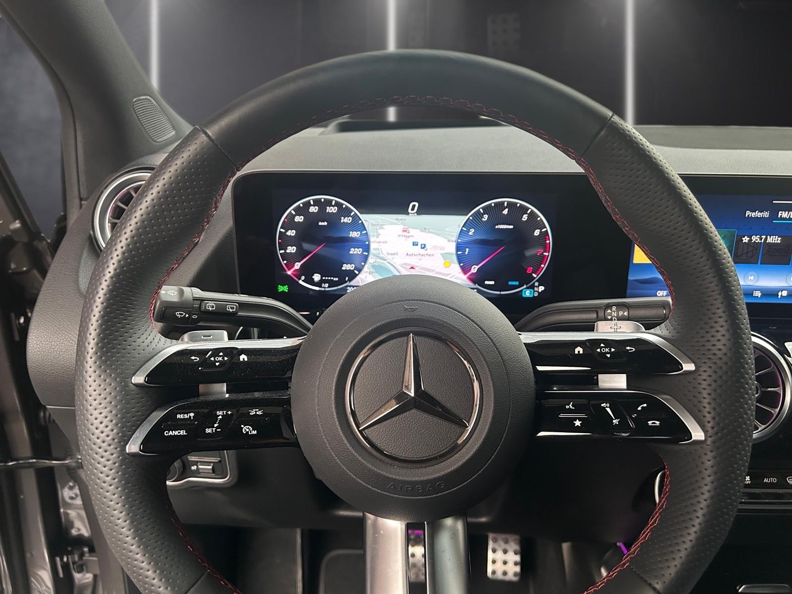 MERCEDES-BENZ B 250 4Matic 8G-DCT-image-6
