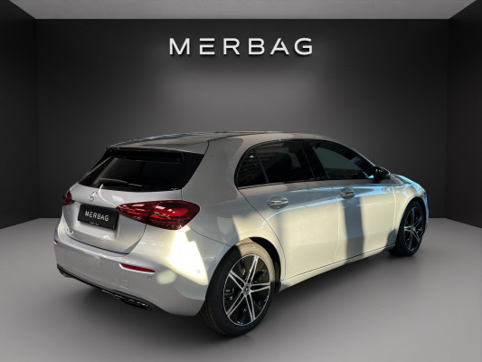 MERCEDES-BENZ A 200 7G-DCT-image-3