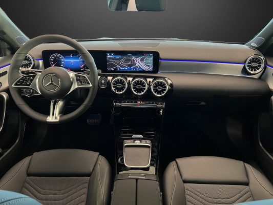 MERCEDES-BENZ A 200 7G-DCT-image-7
