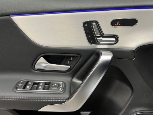 MERCEDES-BENZ A 200 7G-DCT-image-9