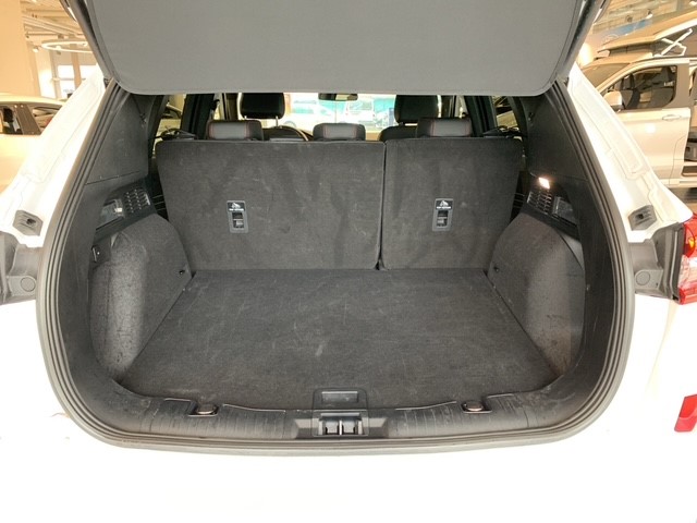 FORD Kuga 2.5 Hybrid ST-Line X 4x4-image-13