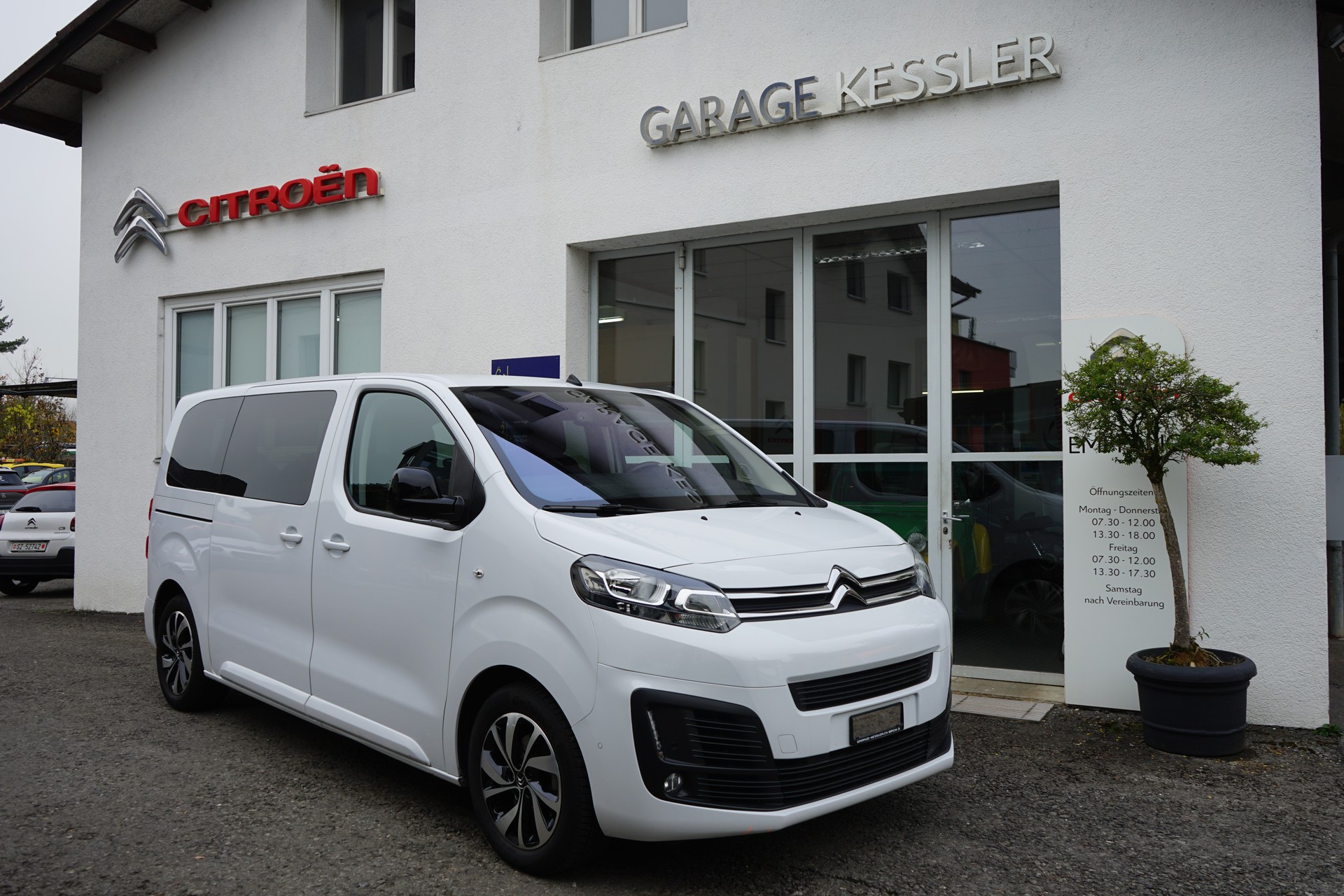 CITROEN Spacetourer EO 2.0 BlueHDi Business M EAT8