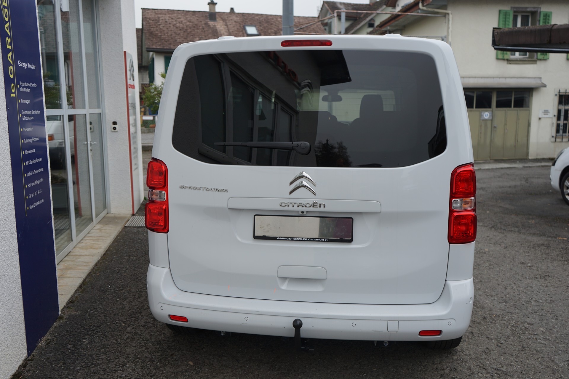 CITROEN Spacetourer EO 2.0 BlueHDi Business M EAT8-image-3