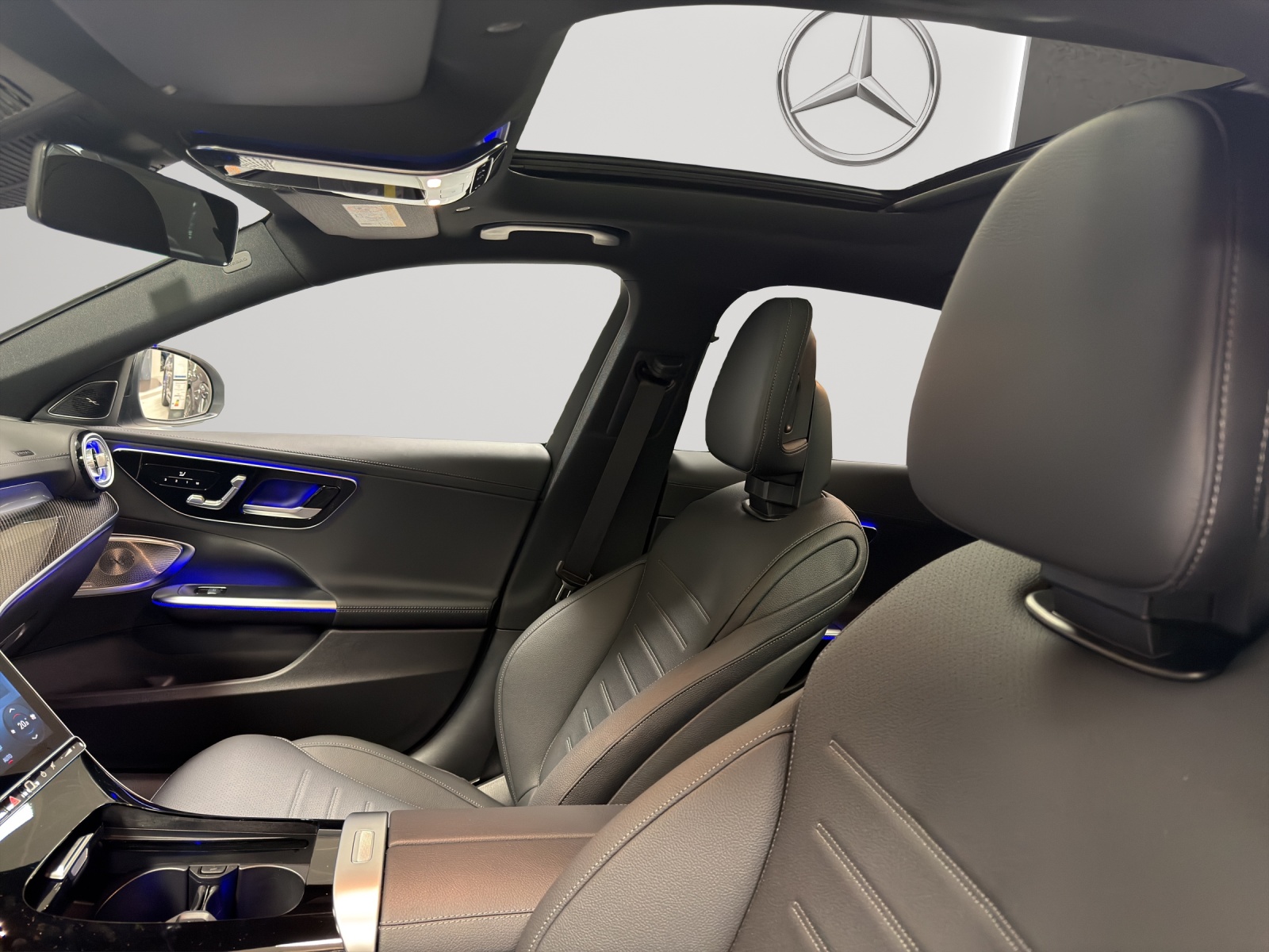 MERCEDES-BENZ C 300e 4 Matic EQ Hybrid-image-7