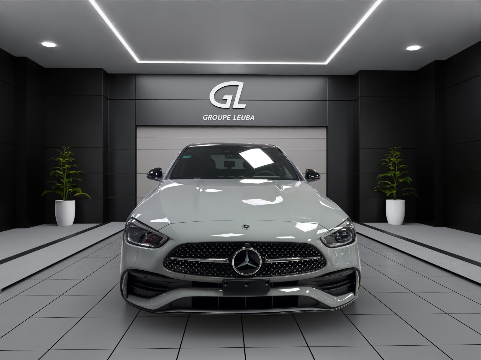 MERCEDES-BENZ C 300e 4 Matic EQ Hybrid-image-1