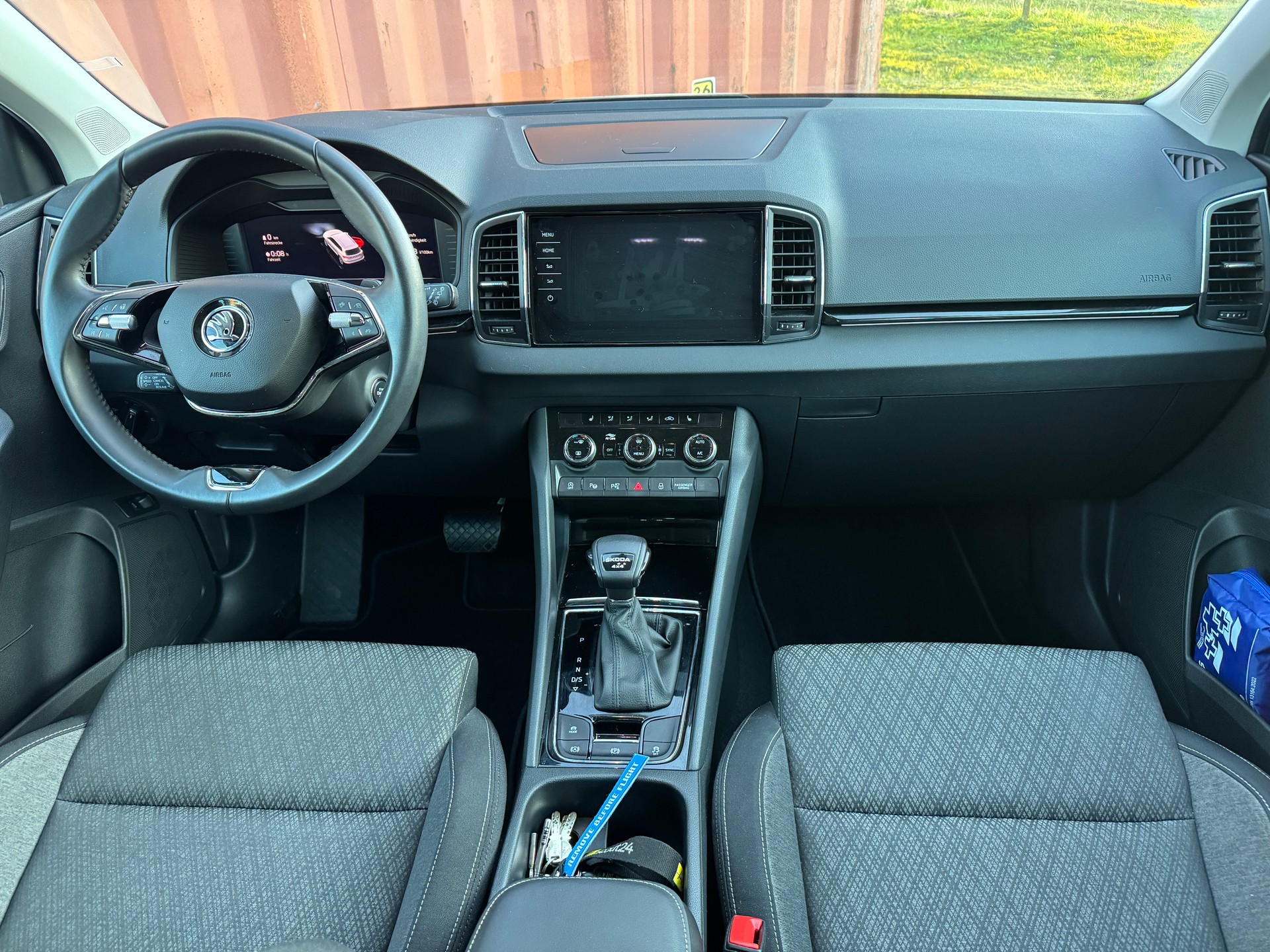 SKODA Karoq 2.0 TDI CR Style 4x4 DSG-image-6