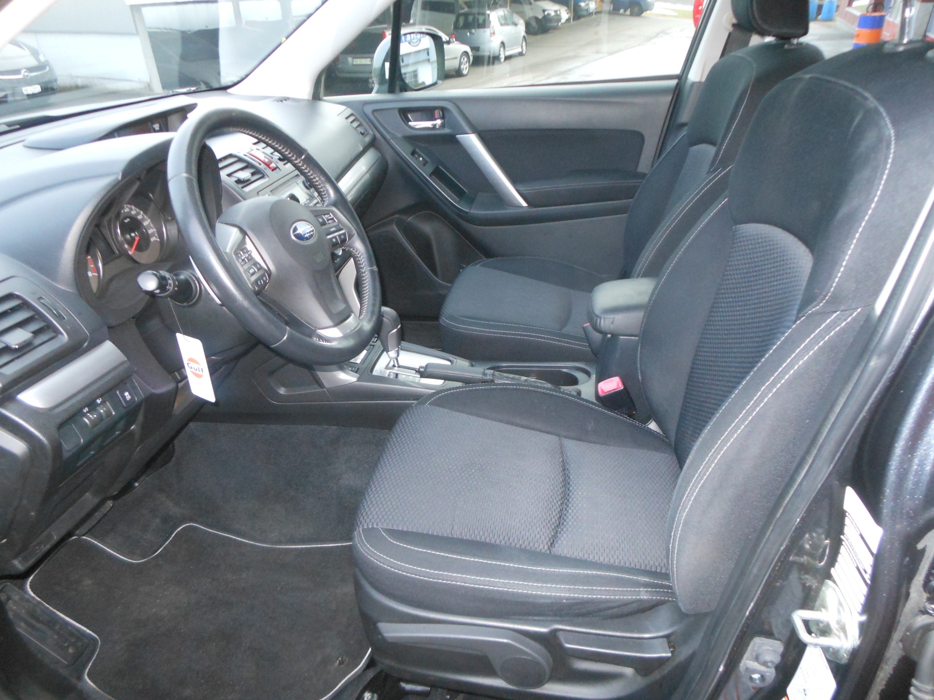 SUBARU Forester 2.0i Swiss Lineartronic-image-4