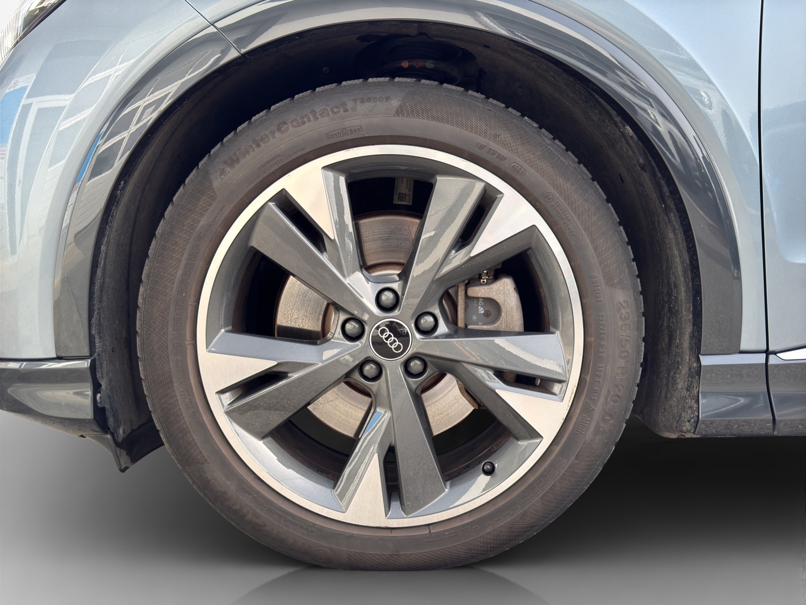 AUDI Q4 e-tron 50 quattro-image-13
