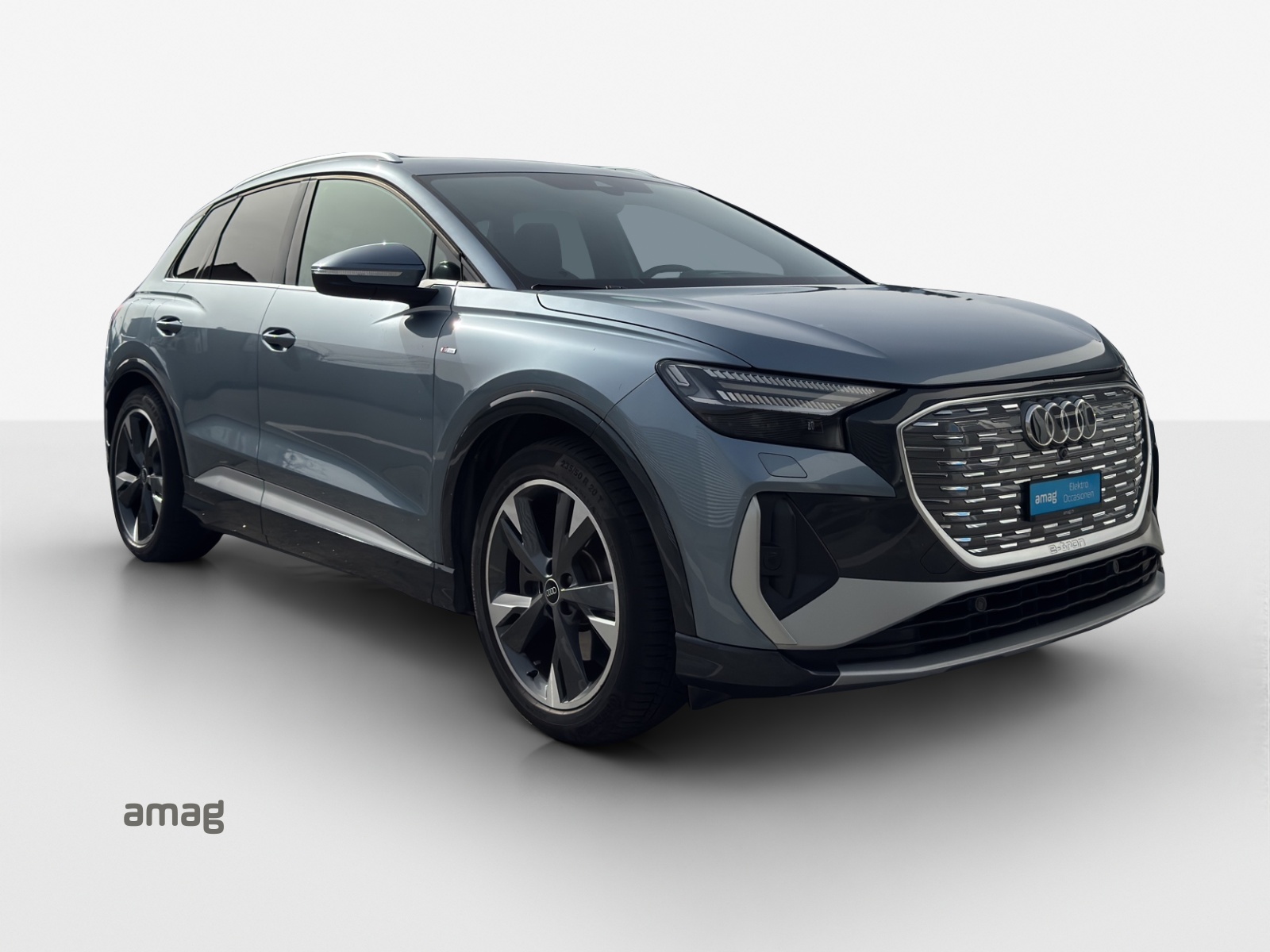 AUDI Q4 e-tron 50 quattro-image-5