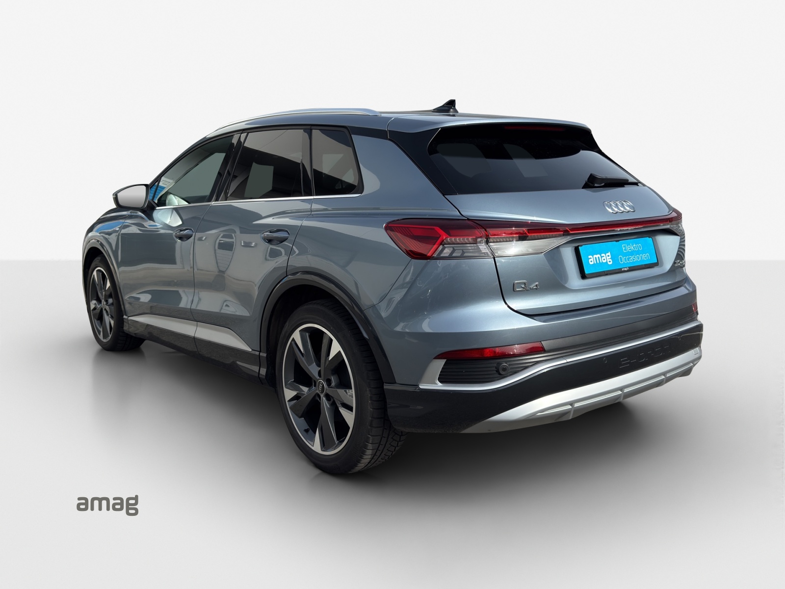 AUDI Q4 e-tron 50 quattro-image-2