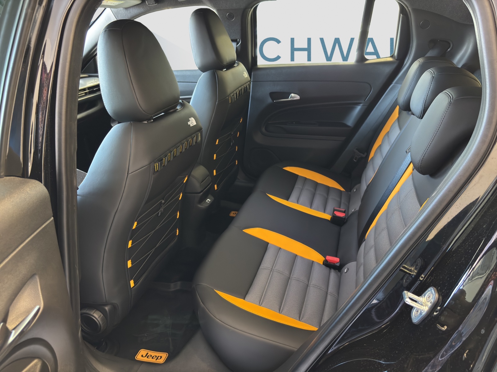 JEEP AVENGER 1.2 MHEV The North-image-7