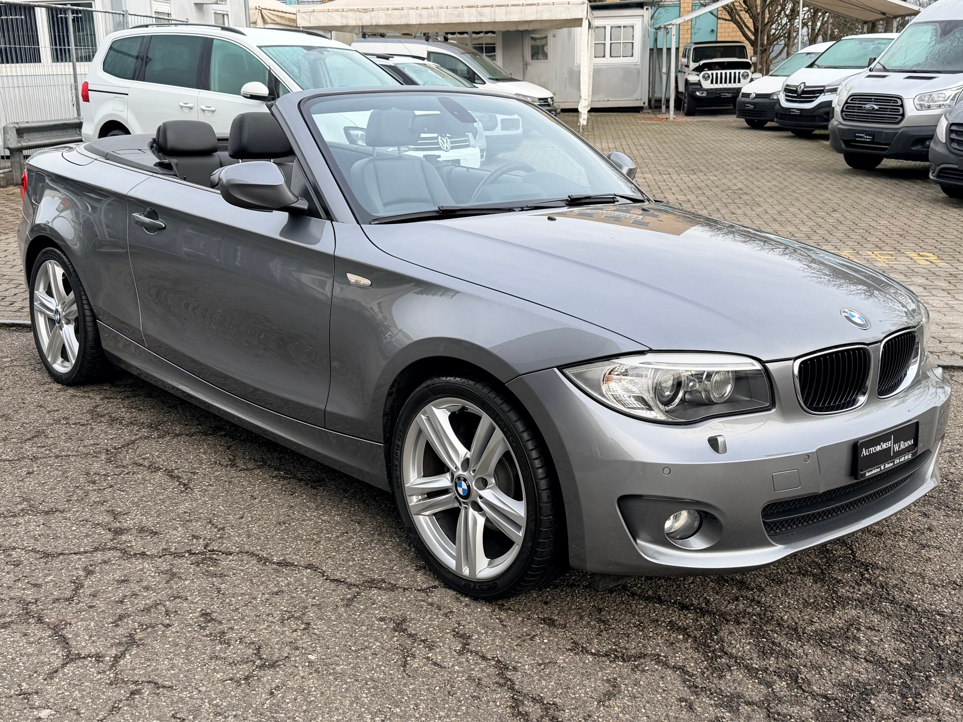 BMW 118i Cabrio Steptronic-image-0