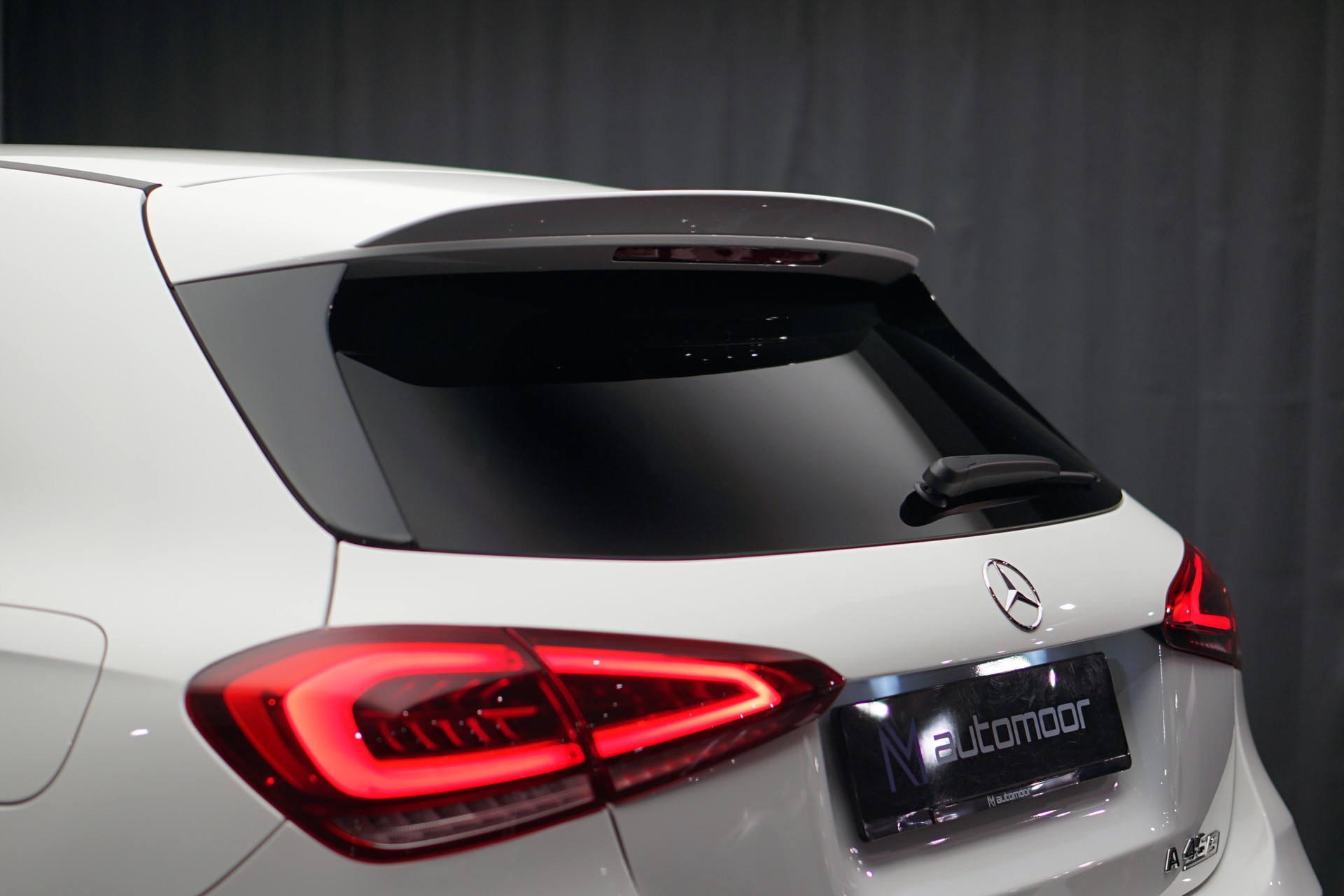 MERCEDES-BENZ A 45 S AMG 4Matic+ Speedshift *CH-Fahrzeug* *Performance Sitze* *Panorama*-image-40