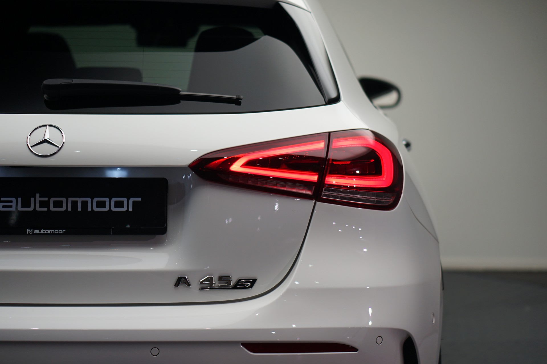MERCEDES-BENZ A 45 S AMG 4Matic+ Speedshift *CH-Fahrzeug* *Performance Sitze* *Panorama*-image-10