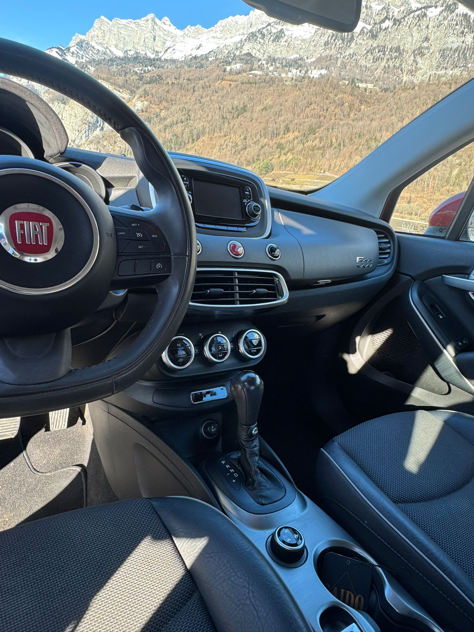 FIAT 500X 2.0 MJ Cross Plus 4x4 Automatic-image-17