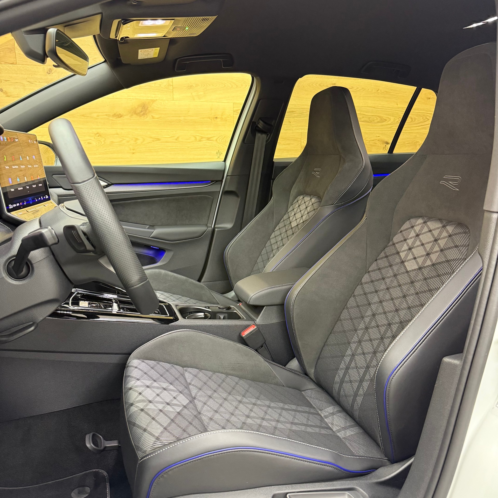 VW Golf 2.0 TDI R-Line DSG *Facelift*Werksgarantie 5 Jahre* Leasing ab 387.-*-image-10