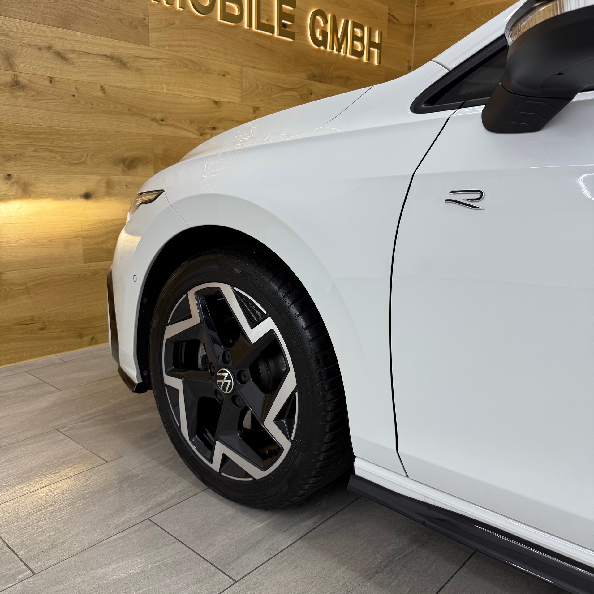 VW Golf 2.0 TDI R-Line DSG *Facelift*Werksgarantie 5 Jahre* Leasing ab 387.-*-image-8