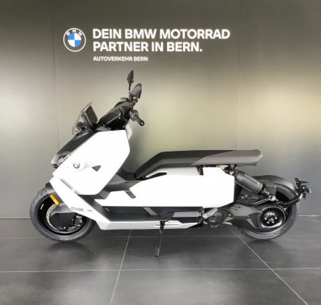 BMW CE 04 - Version 11kw für Kategorie A1-showroom-element-3