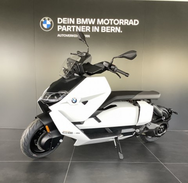 BMW CE 04 - Version 11kw für Kategorie A1-showroom-element-2