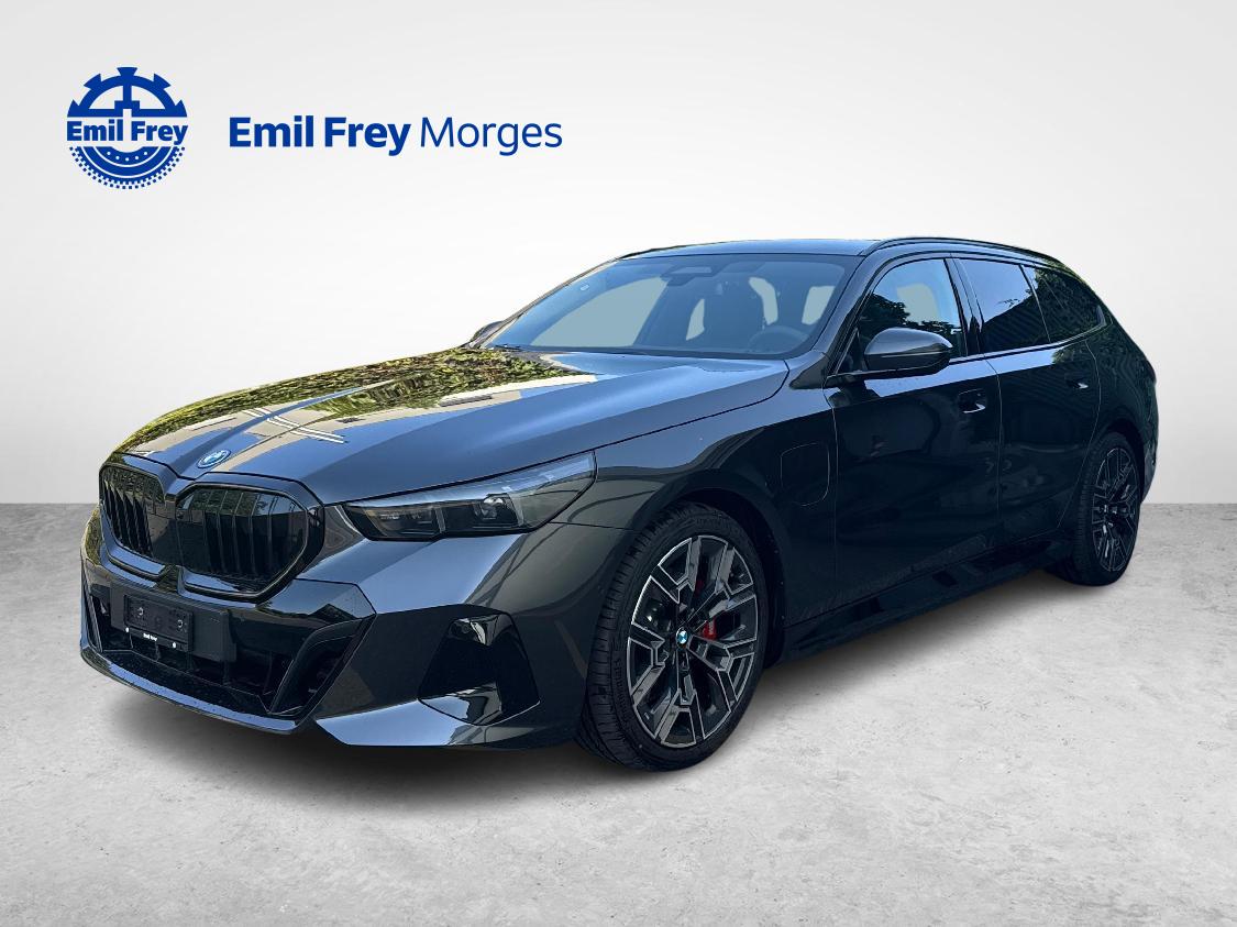 BMW 530e xDrive Touring-image-0