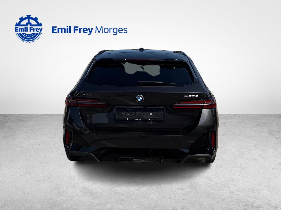 BMW 530e xDrive Touring-image-3