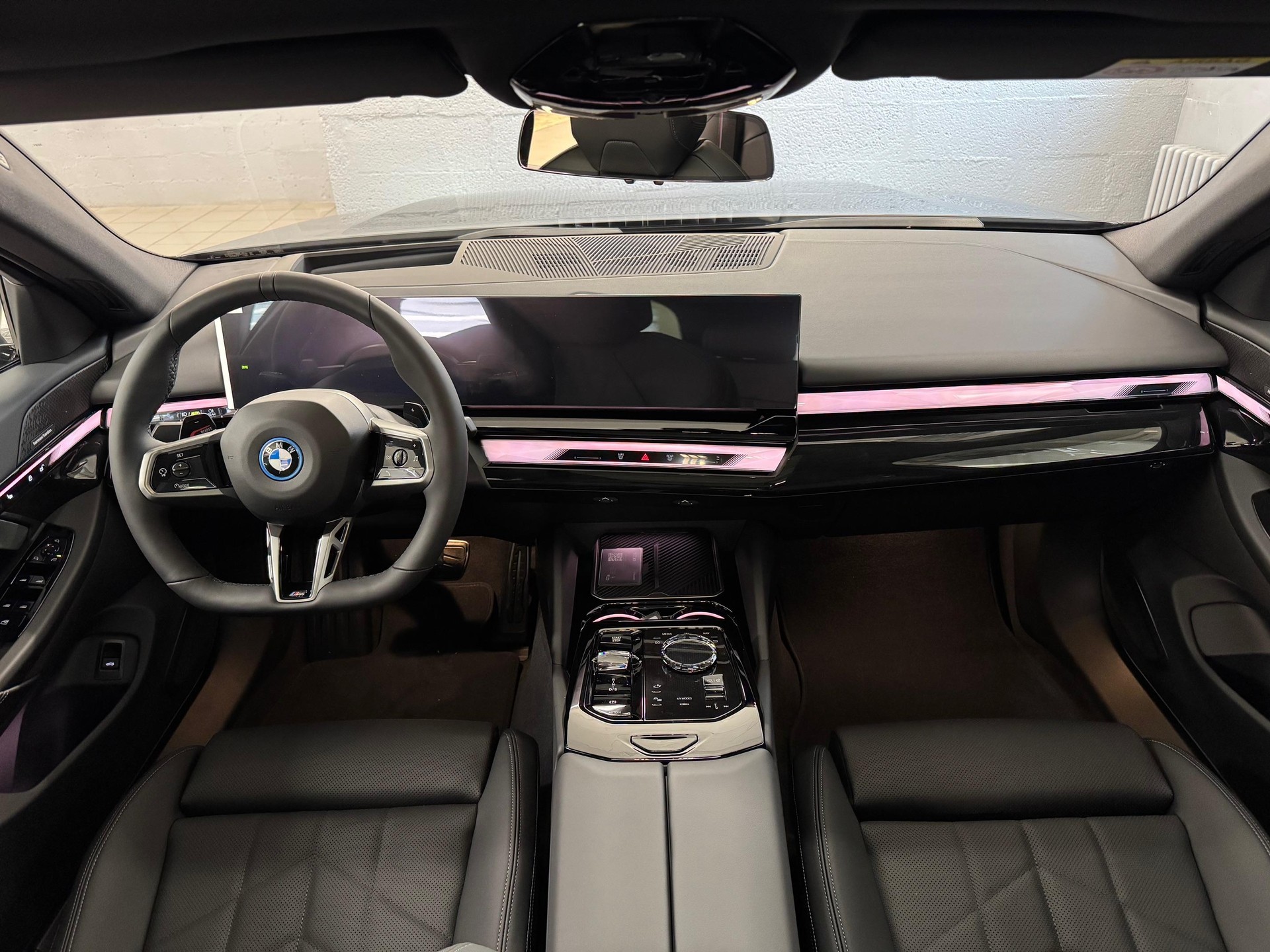 BMW 530e xDrive Touring-image-6