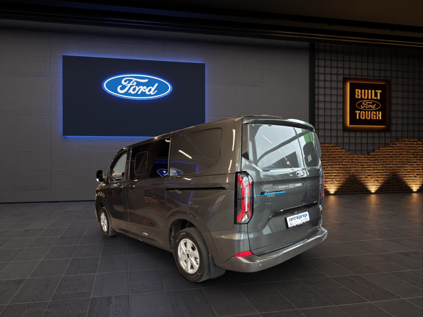 FORD E-Transit Custom Multicab 320 L1 218 PS Limited RWD-showroom-element-2