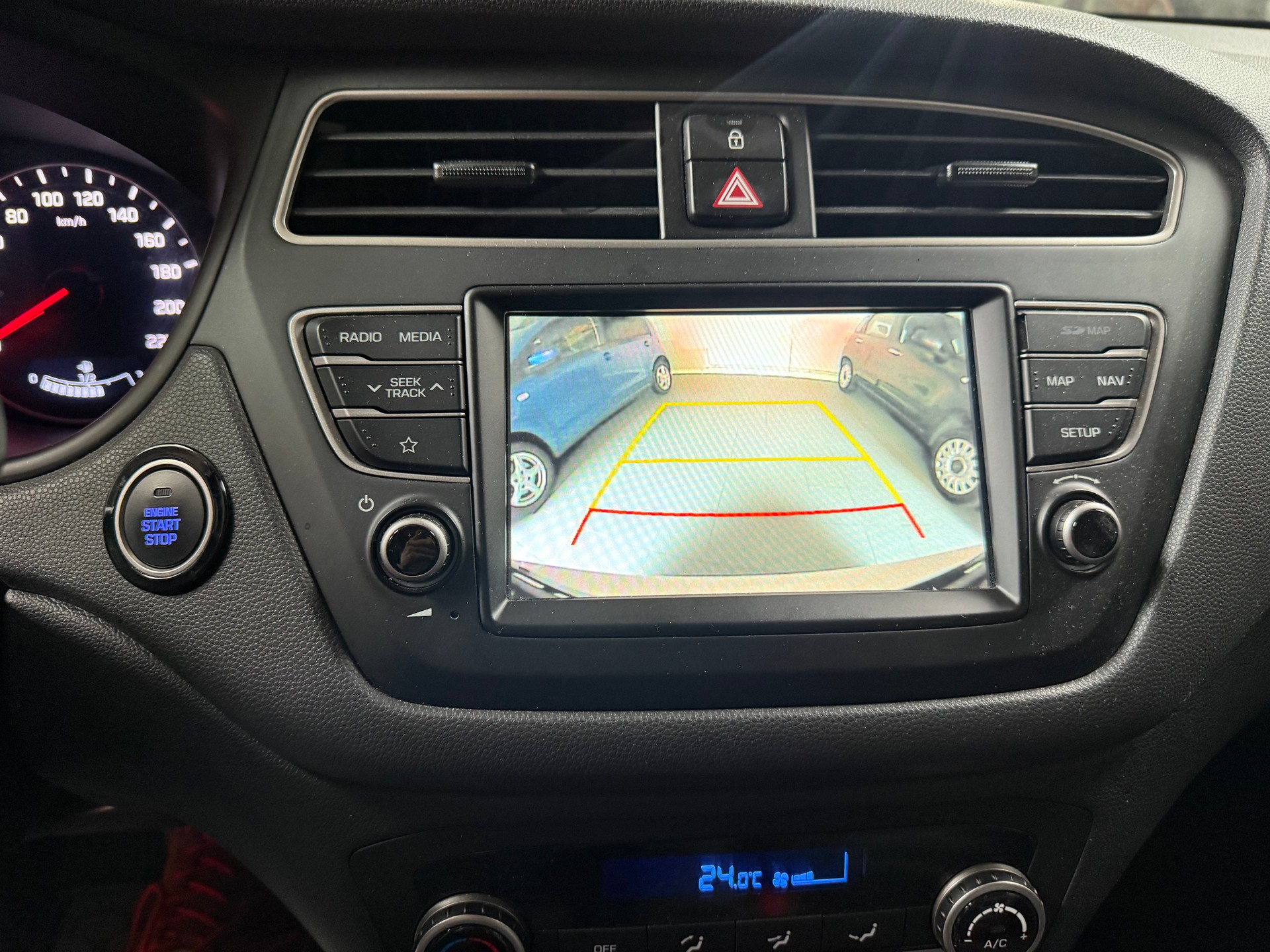 HYUNDAI i20 Active 1.0 T-GDi Vertex DCT-image-14