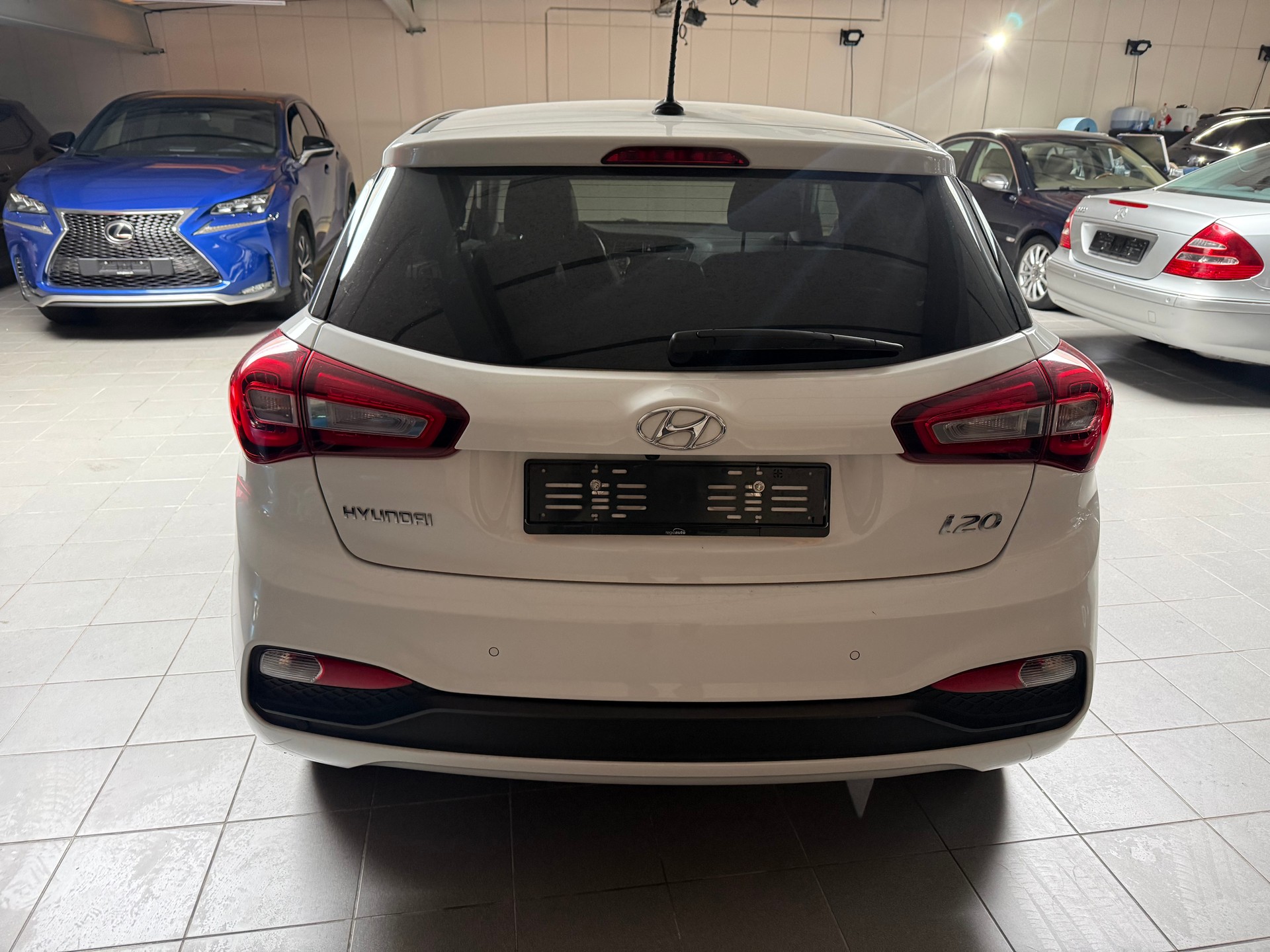 HYUNDAI i20 Active 1.0 T-GDi Vertex DCT-image-6