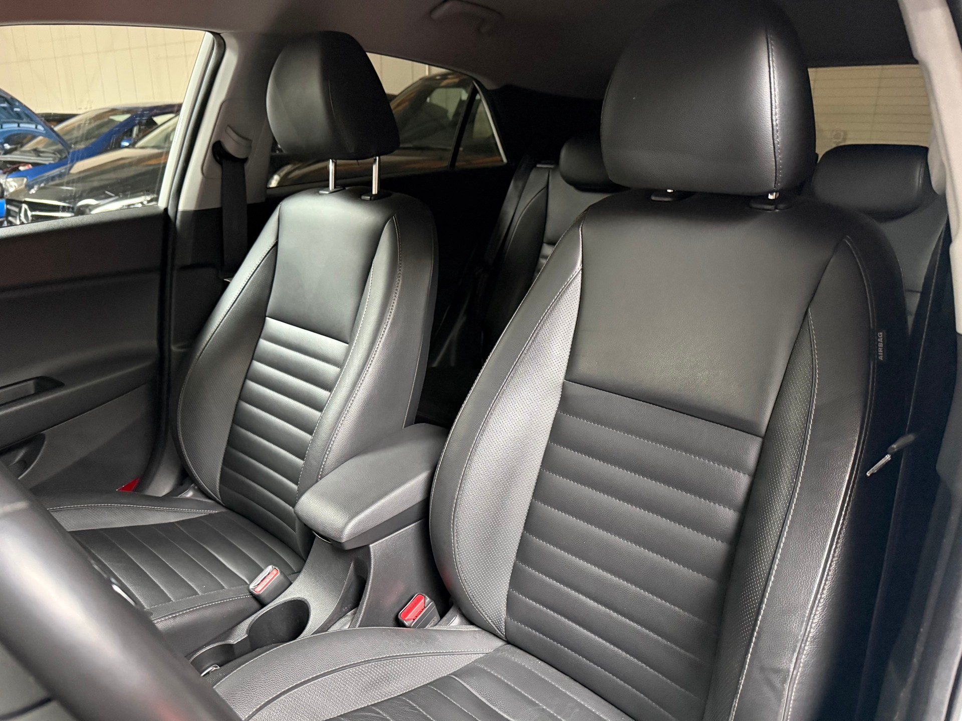 HYUNDAI i20 Active 1.0 T-GDi Vertex DCT-image-15