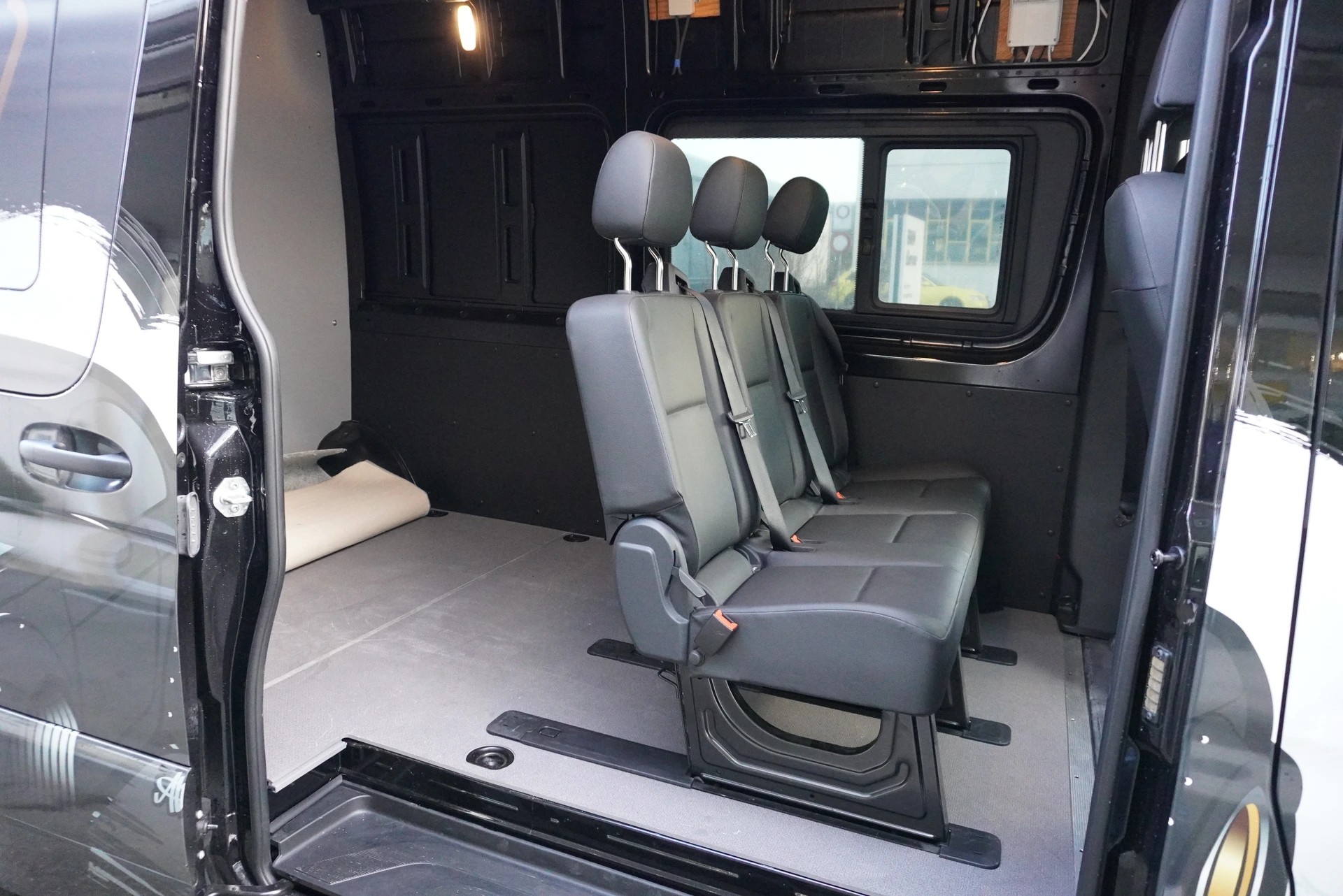 MERCEDES-BENZ Sprinter 319 CDI Lang 7G-TRONIC-image-18