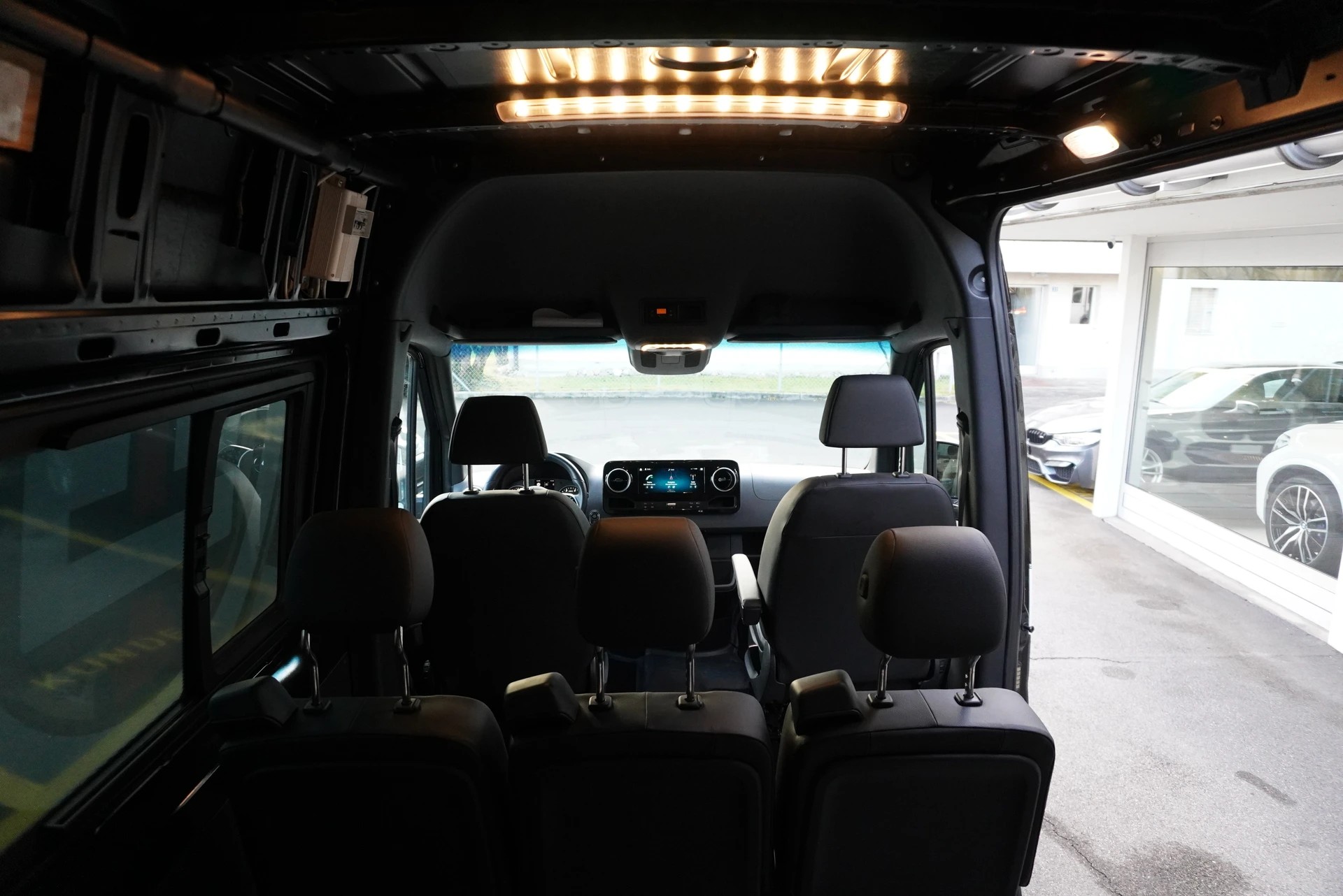 MERCEDES-BENZ Sprinter 319 CDI Lang 7G-TRONIC-image-20